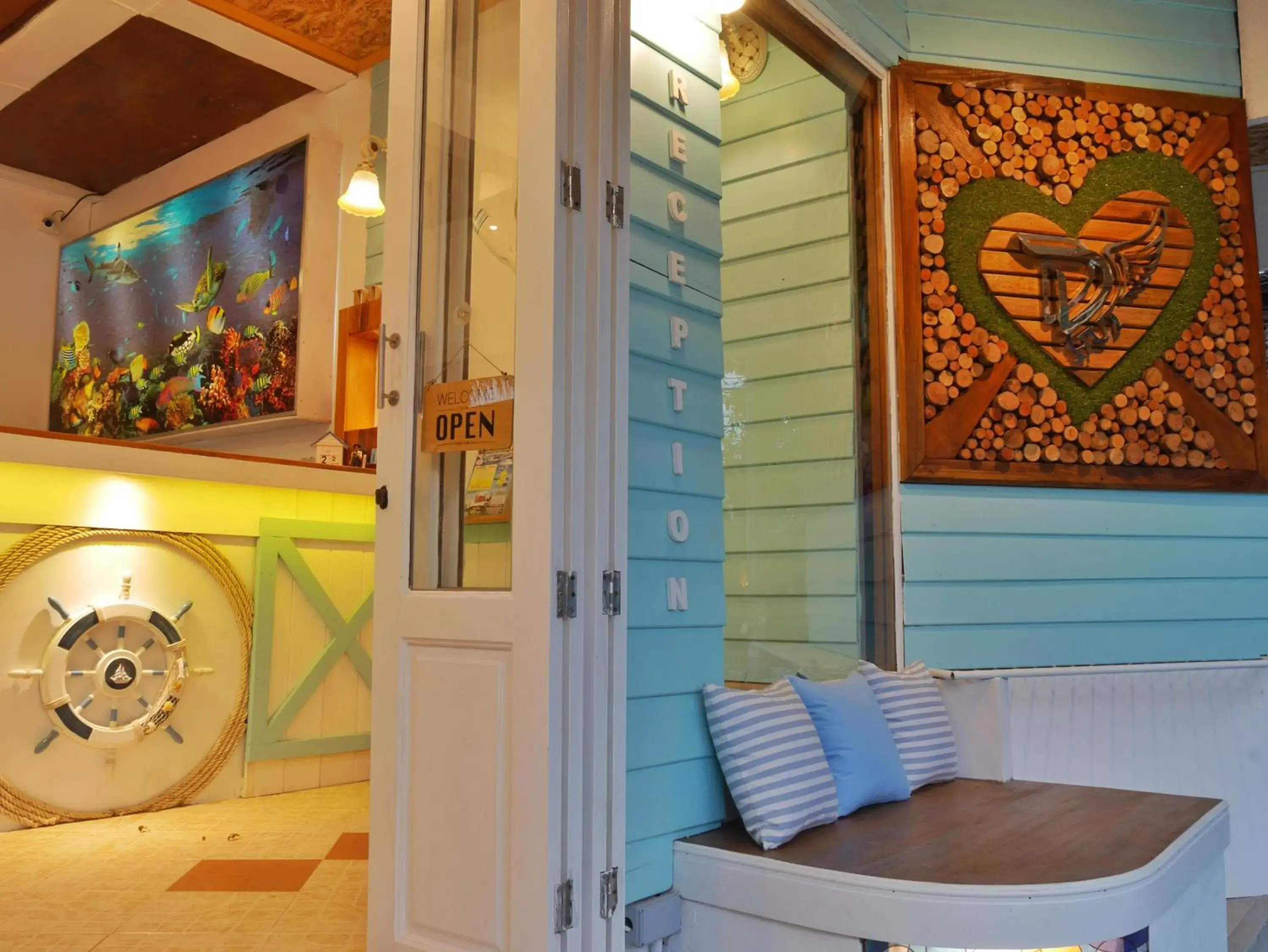 Lobby or reception in DD Hut Koh Tao Lobby or reception in DD Hut Koh Tao