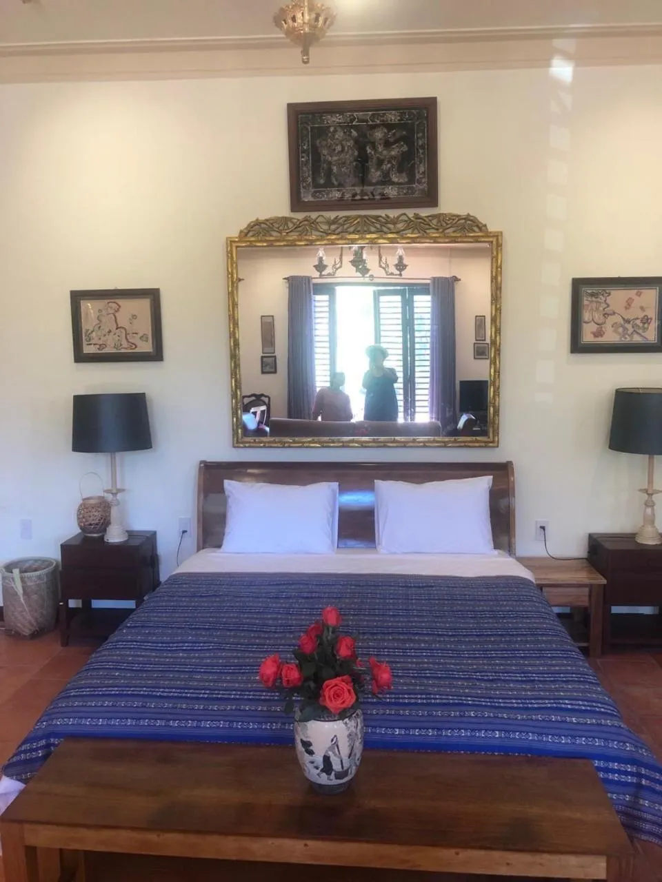 Dining area, Bed in Ivory Falls Villa