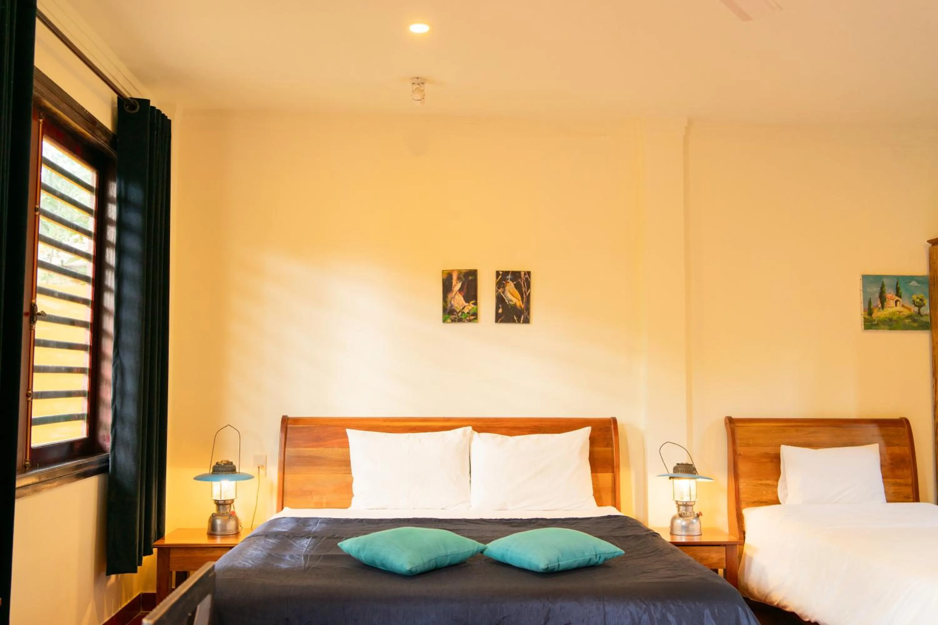 Bedroom, Bed in Ivory Falls Villa