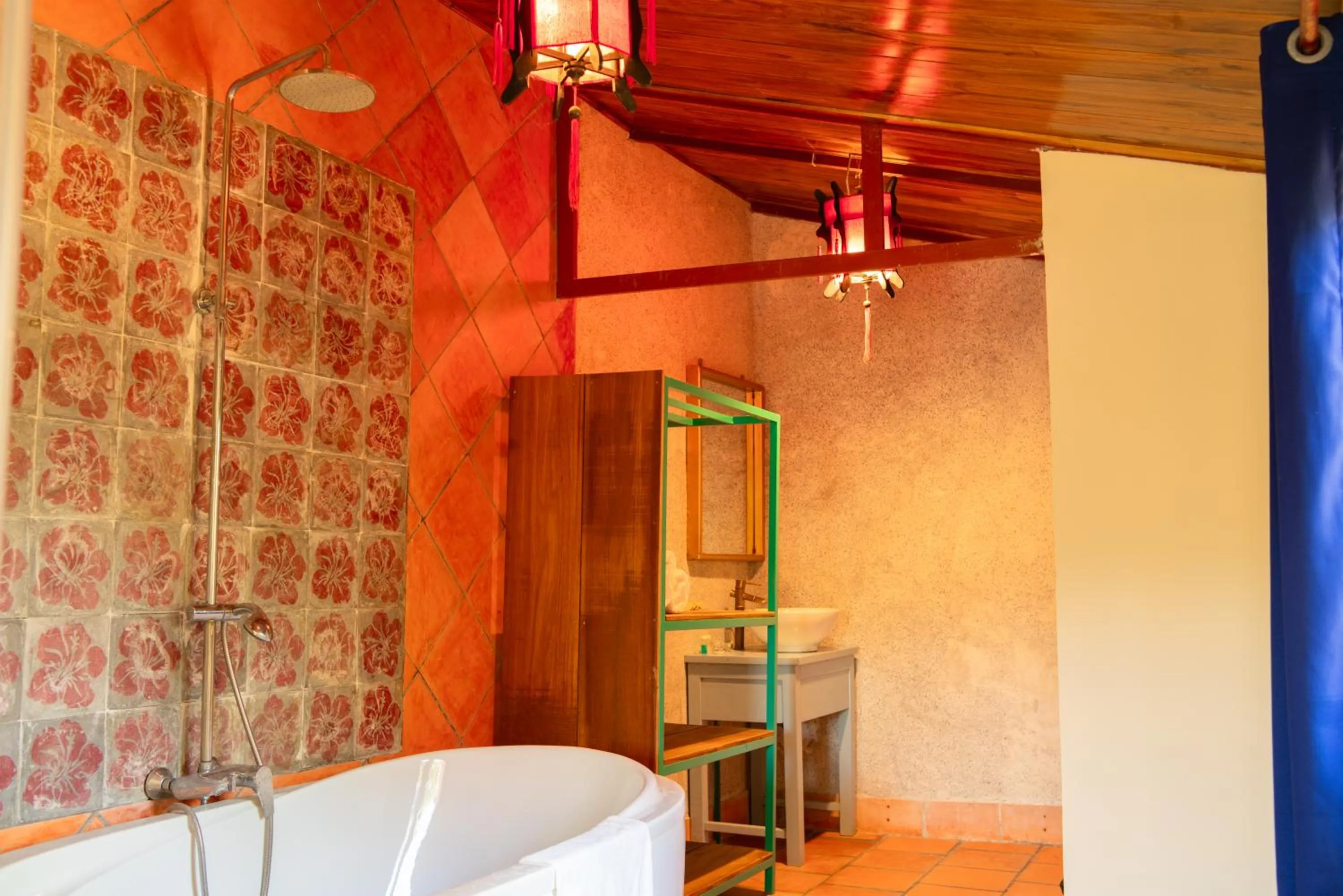 Bathroom in Ivory Falls Villa