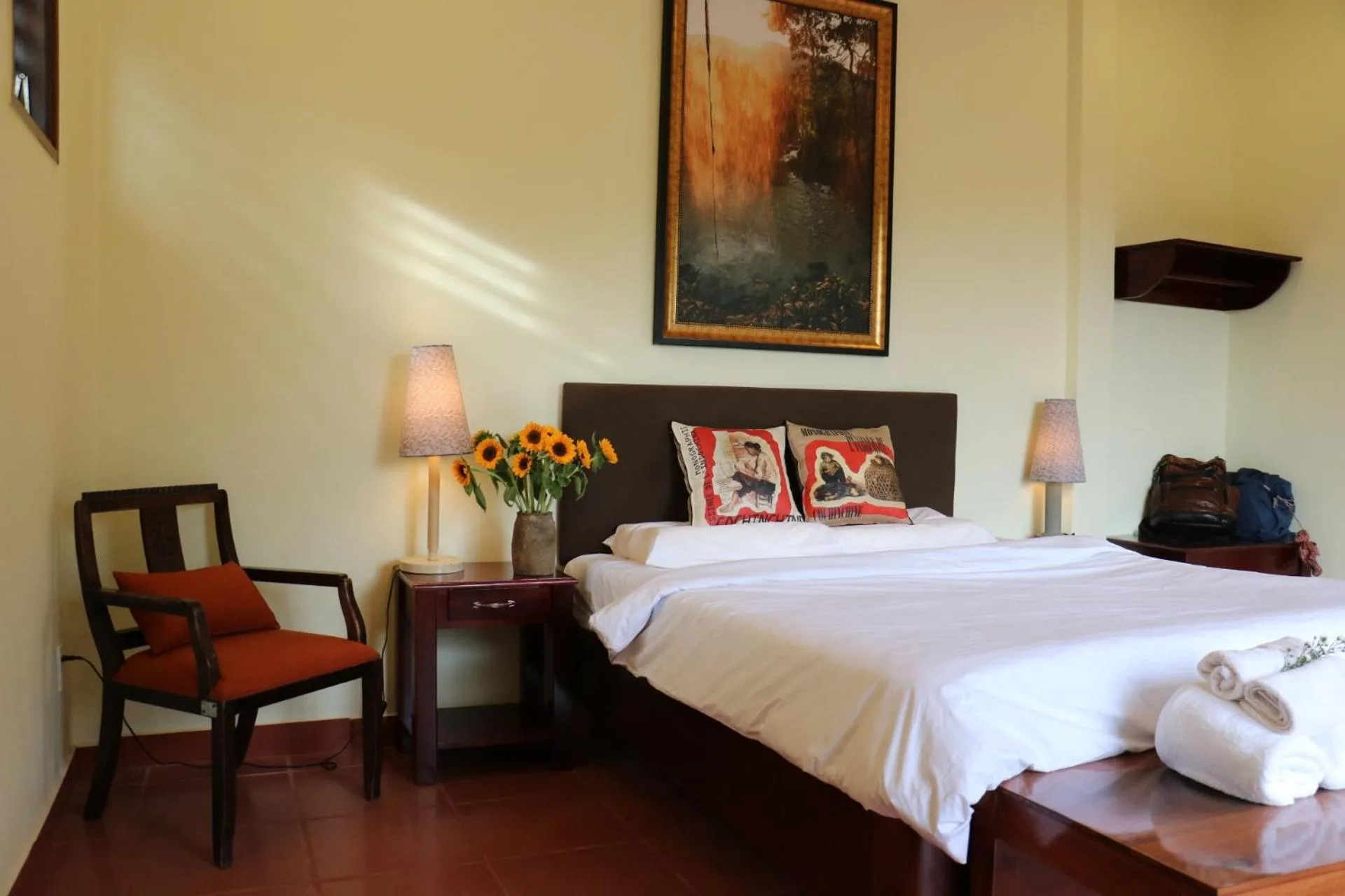 Bedroom, Bed in Ivory Falls Villa