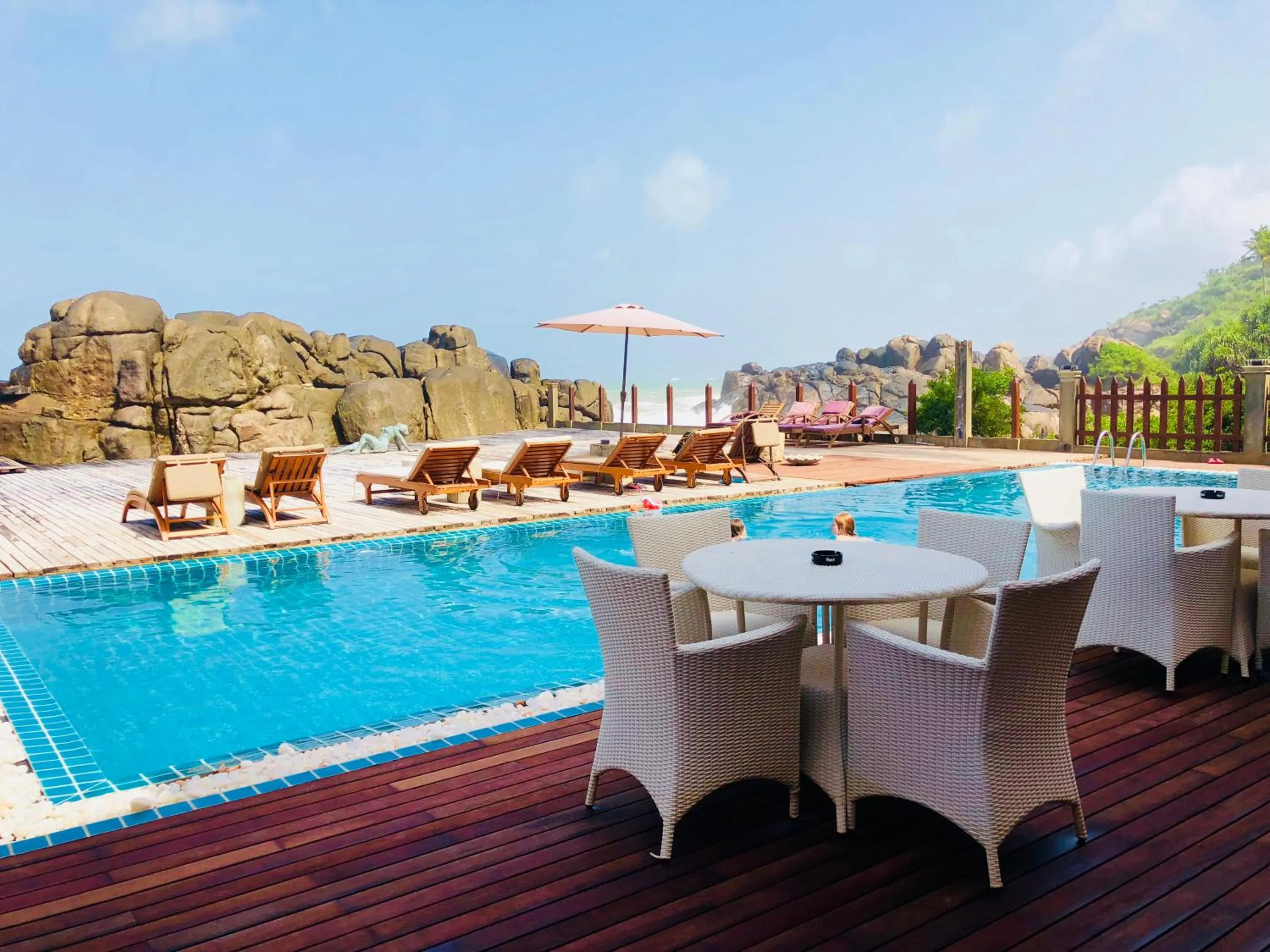 Swimming pool in Thaproban Pavilion Resort and Spa