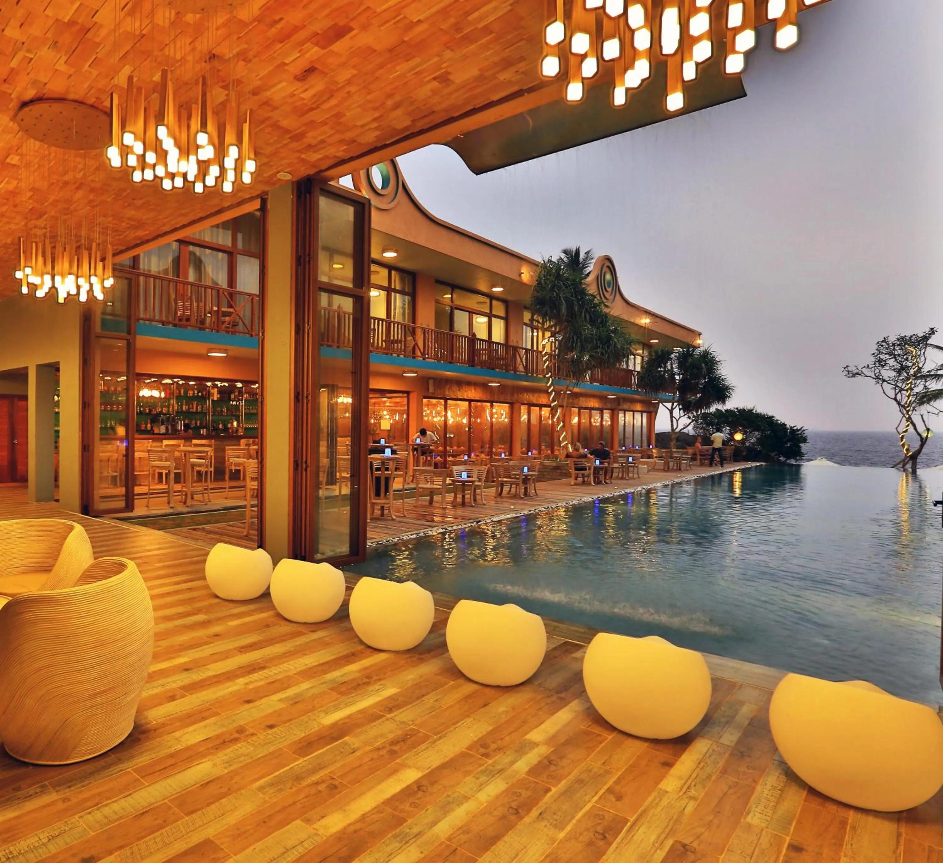 Swimming pool in Thaproban Pavilion Resort and Spa