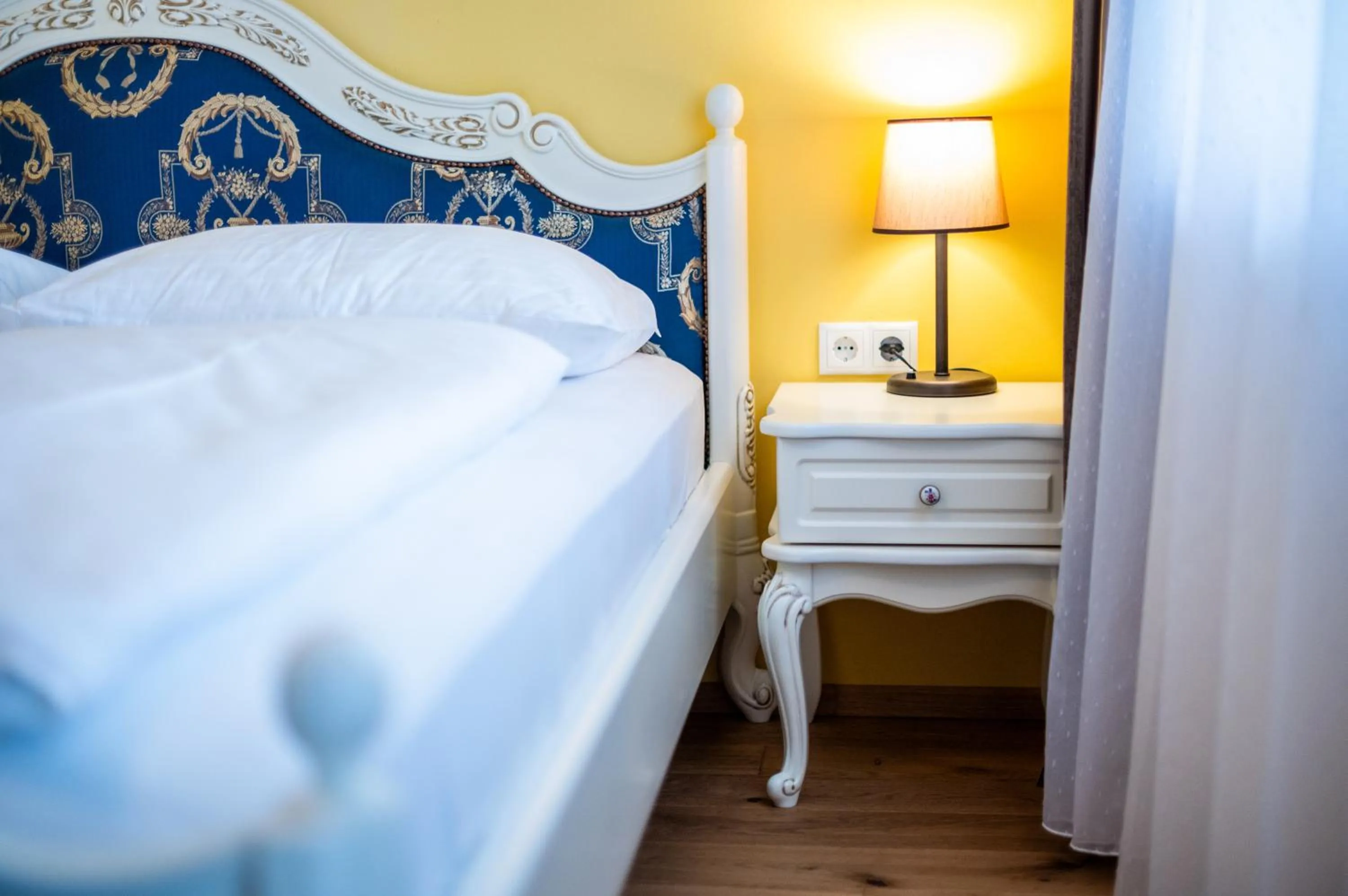 Deluxe Family Room in VULKAN Residenz Hotel I Self Check-in