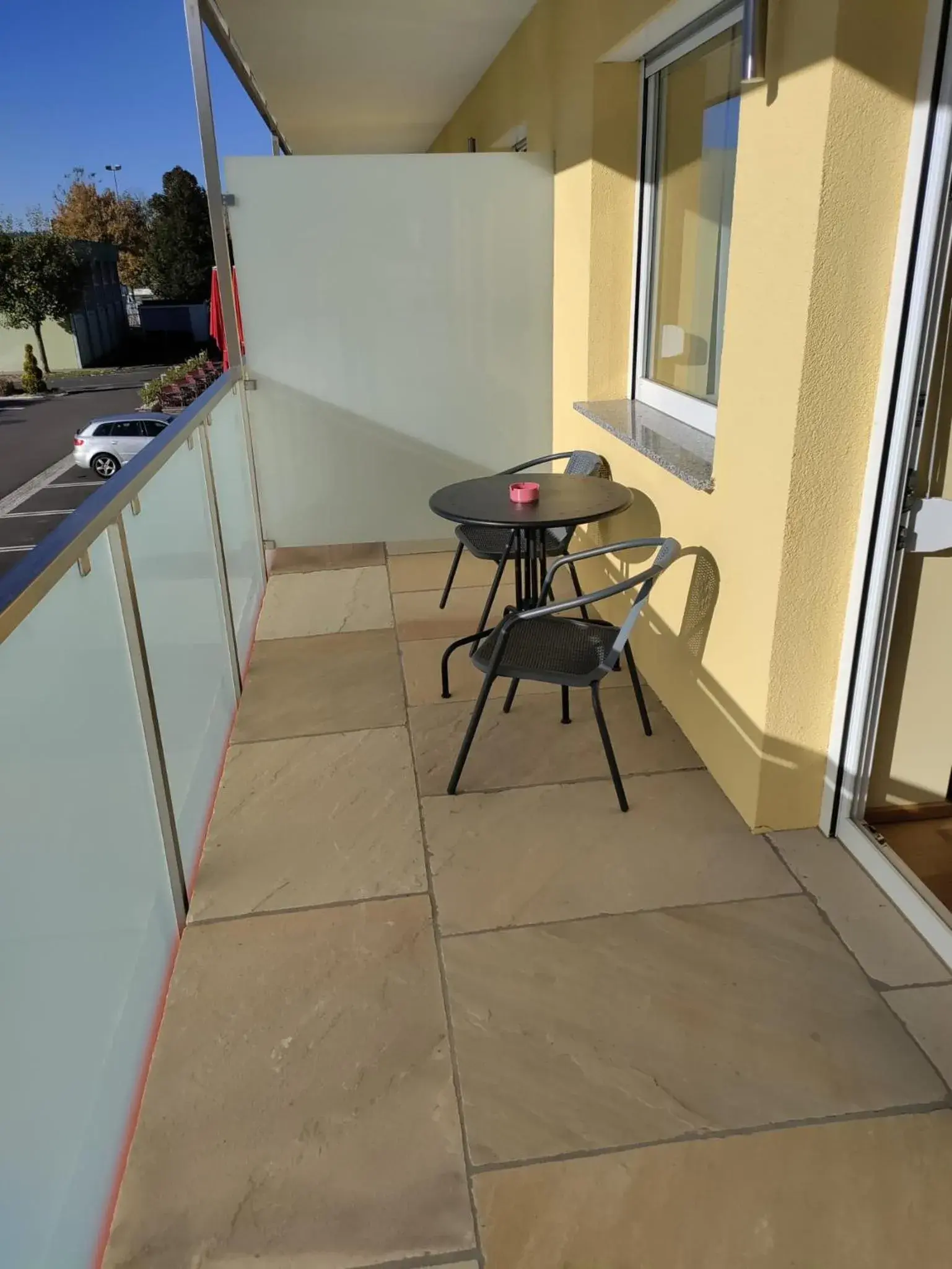 Deluxe Double Room with Balcony - single occupancy in VULKAN Residenz Hotel I Self Check-in Deluxe Double Room with Balcony - single occupancy in VULKAN Residenz Hotel I Self Check-in