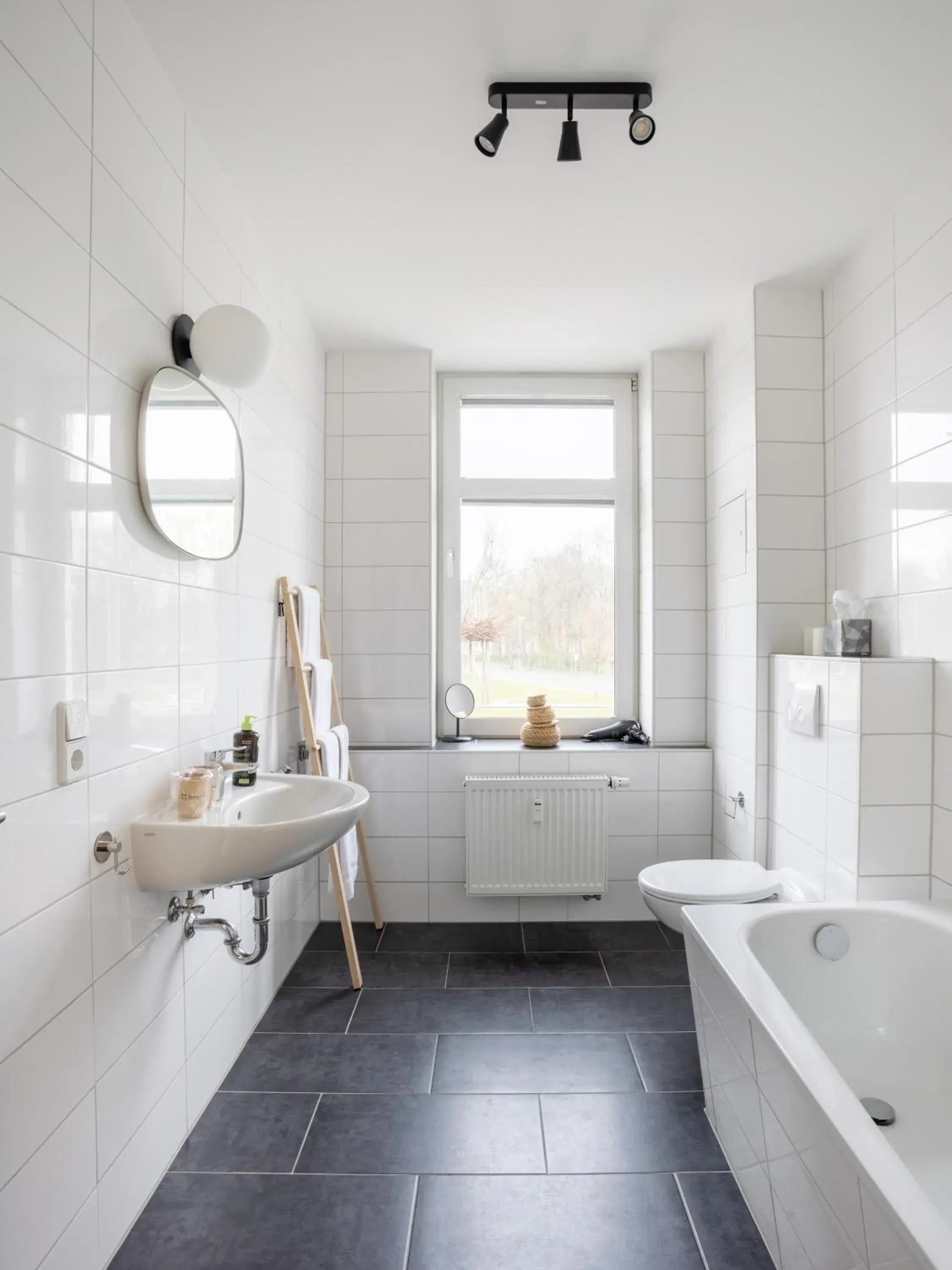 Suite with Bathtub in Limehome Chemnitz Hartmannstraße Suite with Bathtub in Limehome Chemnitz Hartmannstraße