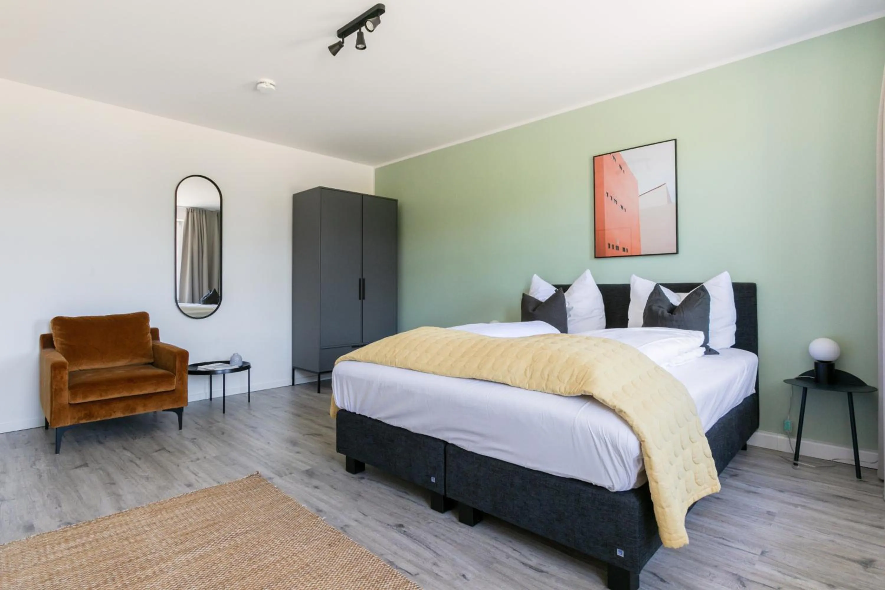 Bed in Limehome Chemnitz Hartmannstraße