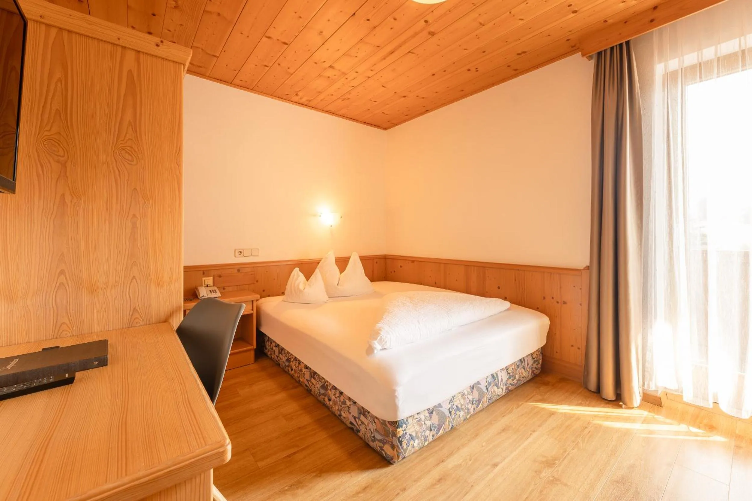 Photo of the whole room, Bed in Hotel Christoph