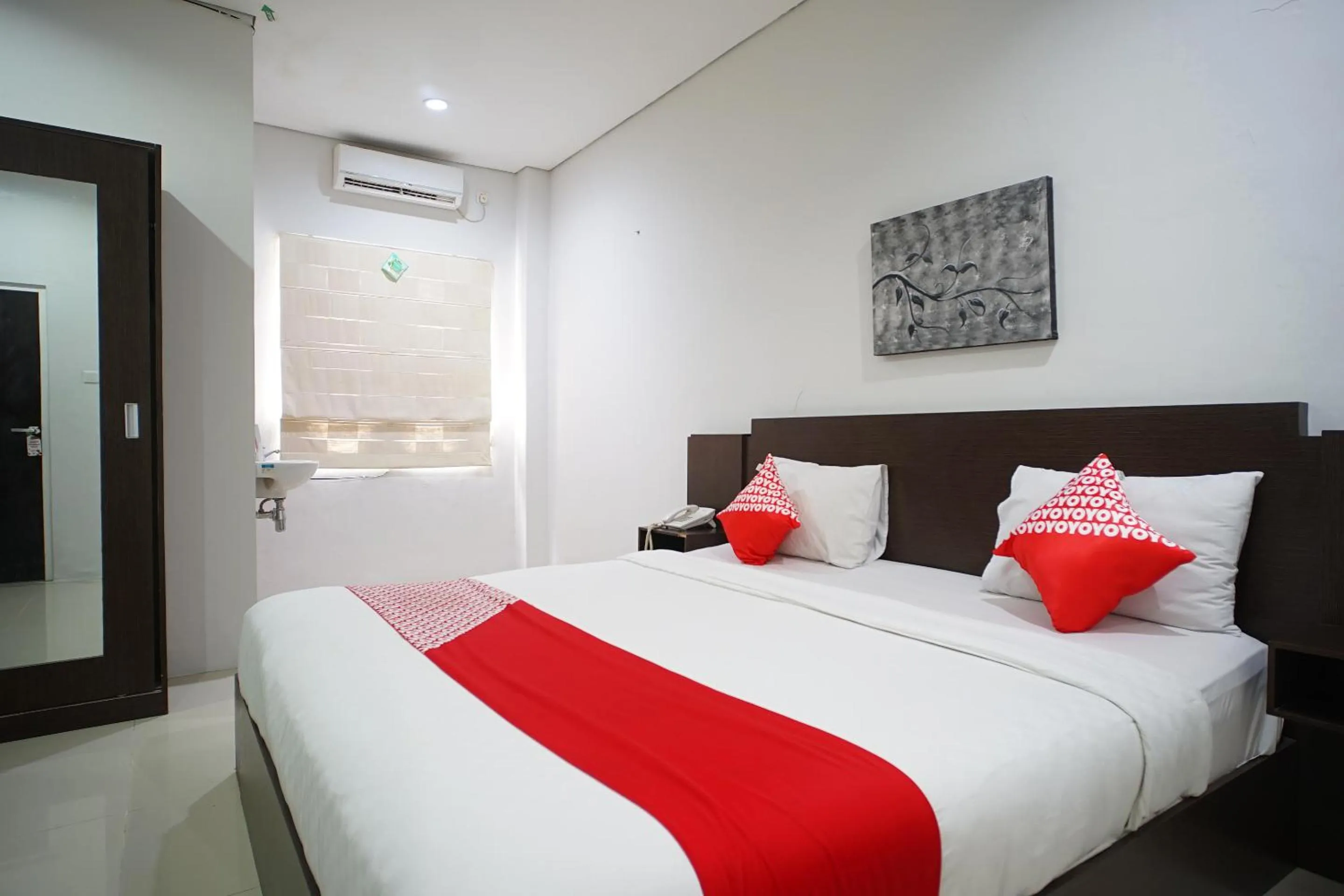 Bedroom, Bed in OYO 1477 Athar 88 Hotel