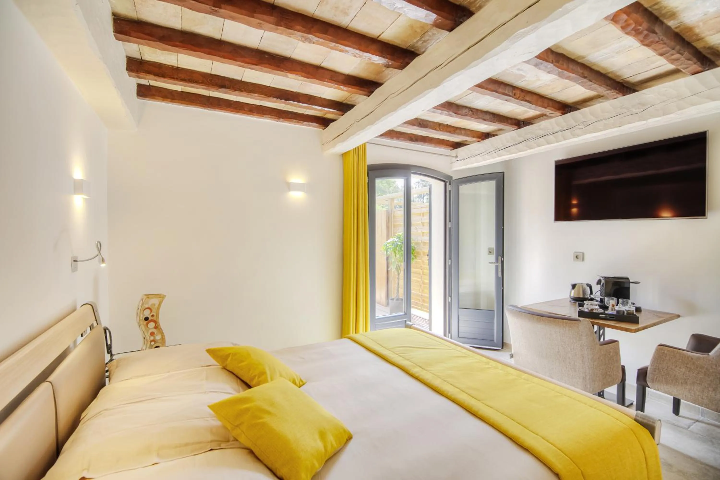 Bed in Le Refuge - Gigaro Lodges