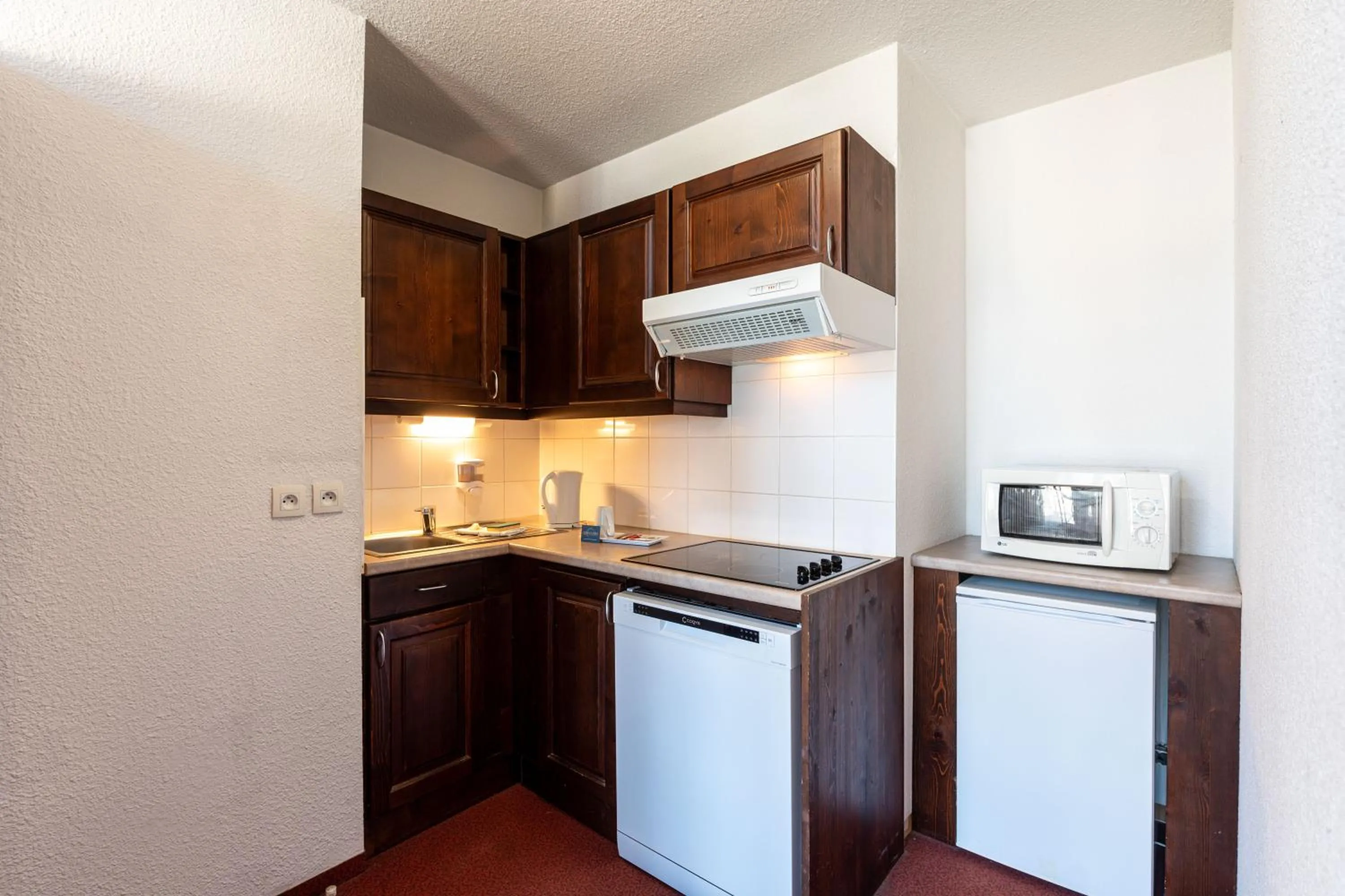 Coffee/tea facilities in Zenitude Evian Les Terrasses du Lac, an Ascend Collection Hotel