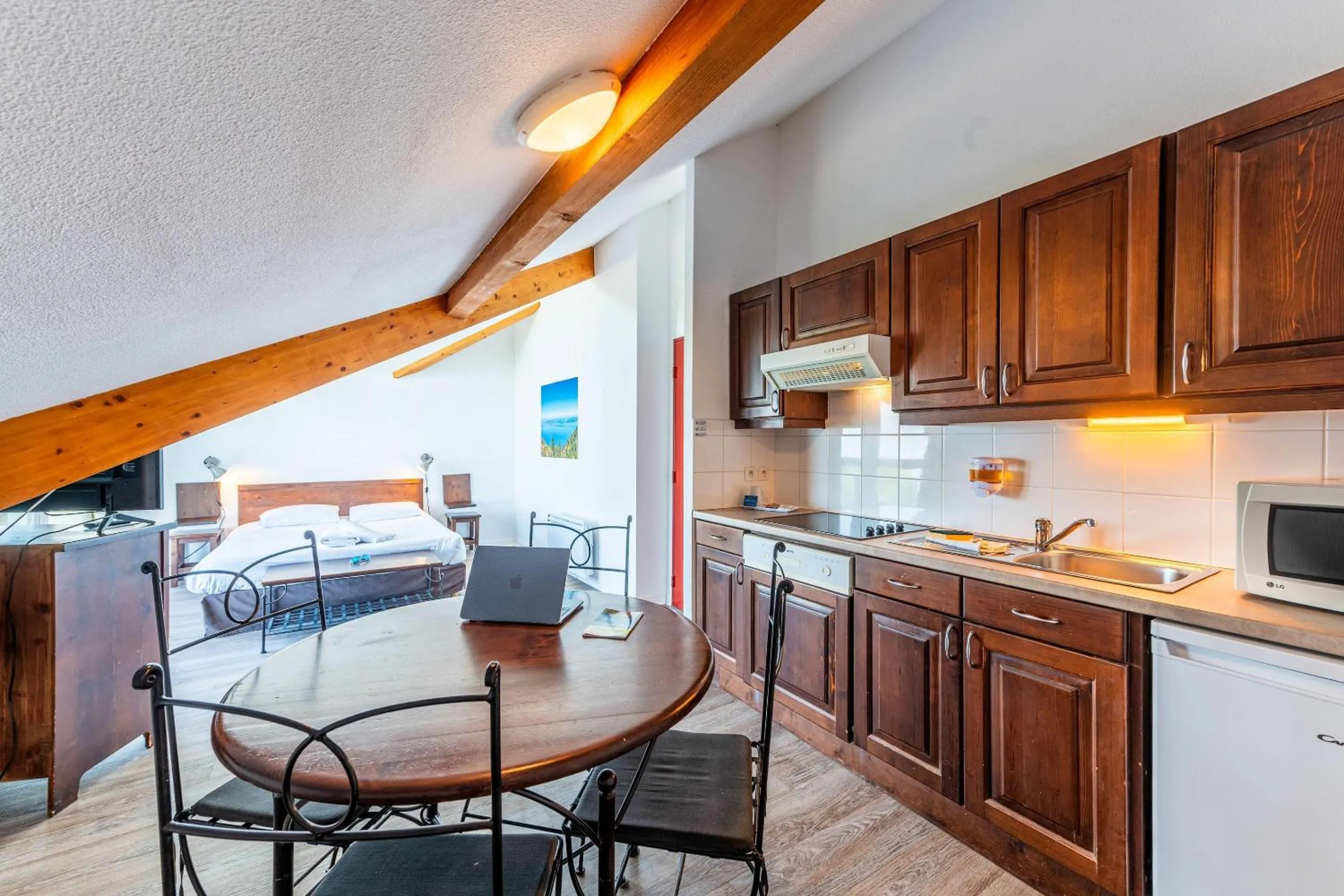 Bedroom in Zenitude Evian Les Terrasses du Lac, an Ascend Collection Hotel