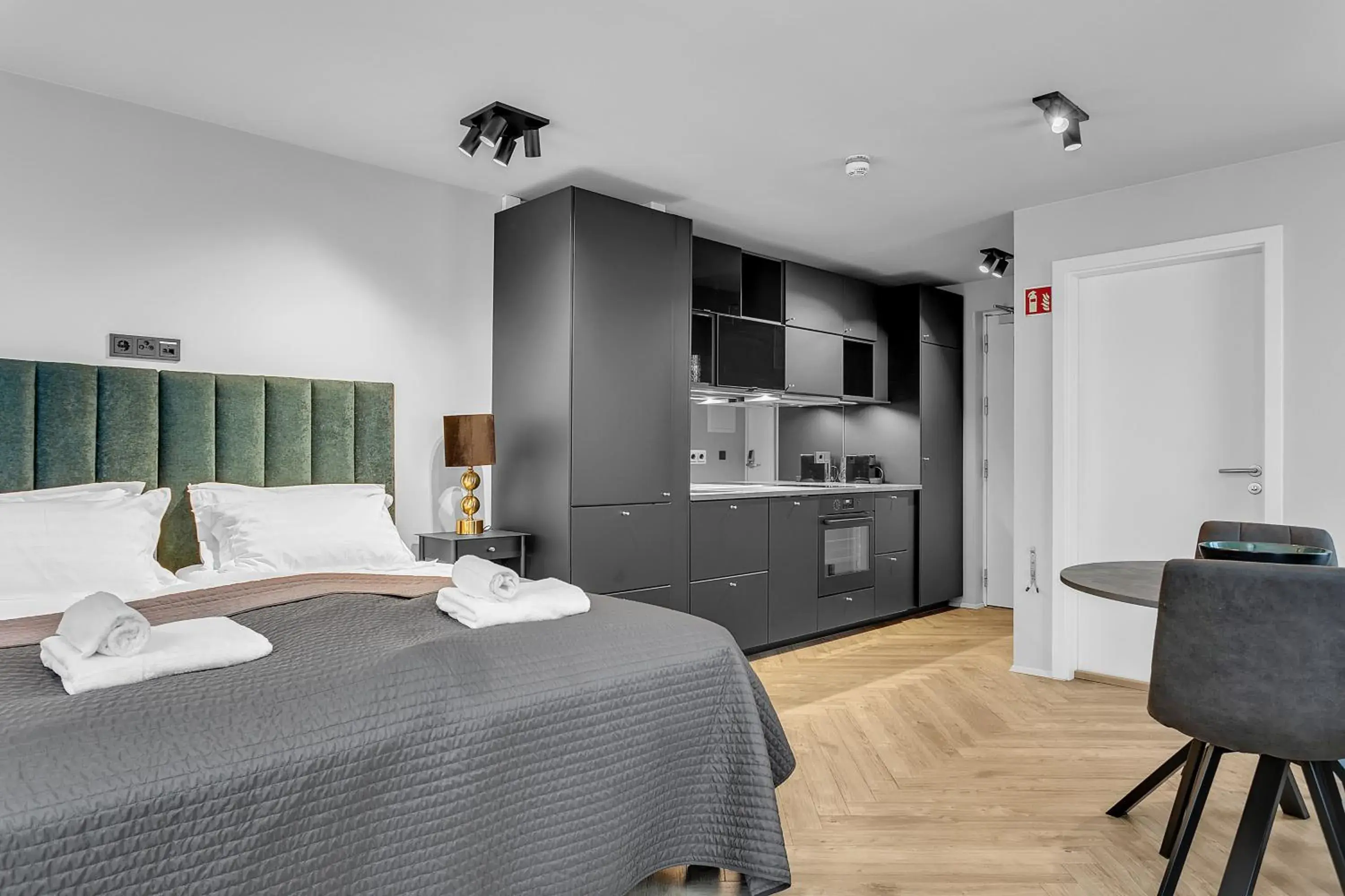 Studio Apartment in Backyard Apartments by Heimaleiga Studio Apartment in Backyard Apartments by Heimaleiga