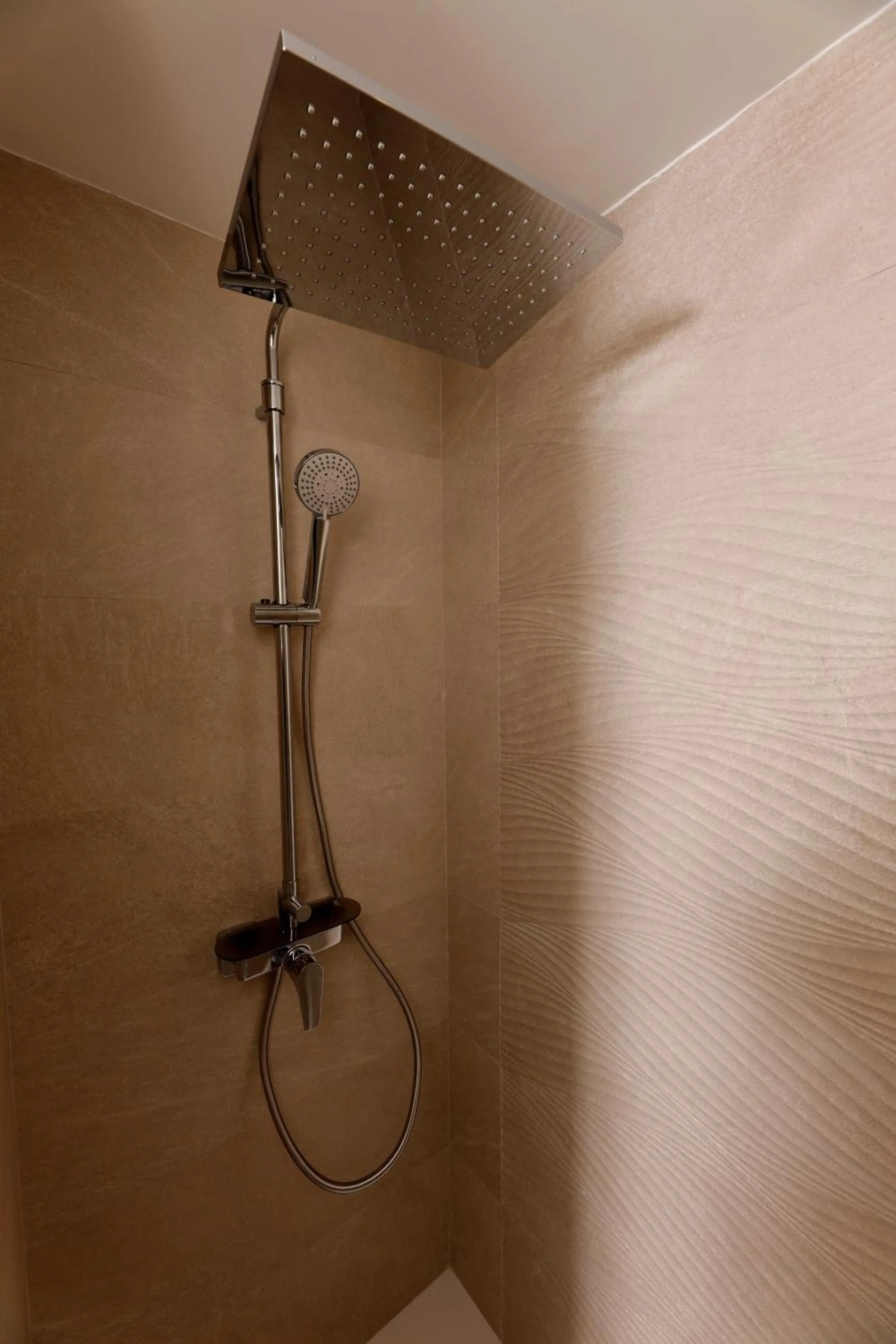 Shower in Eques Petit Resort