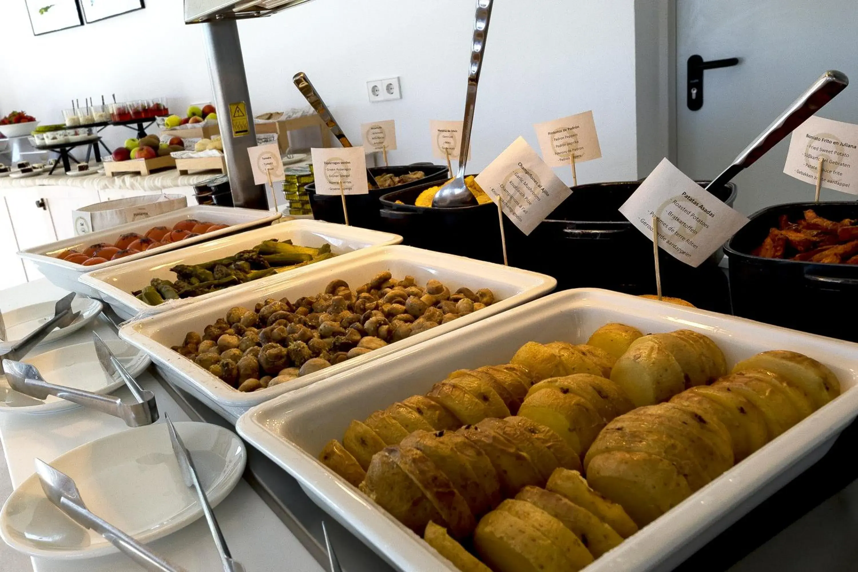 Restaurant/places to eat in Eques Petit Resort Restaurant/places to eat in Eques Petit Resort