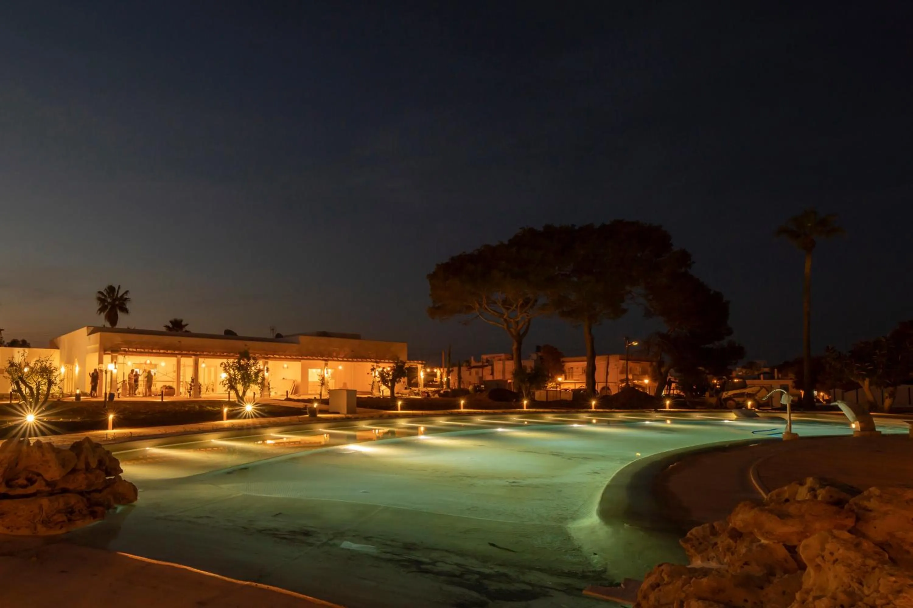 Swimming pool in Eques Petit Resort