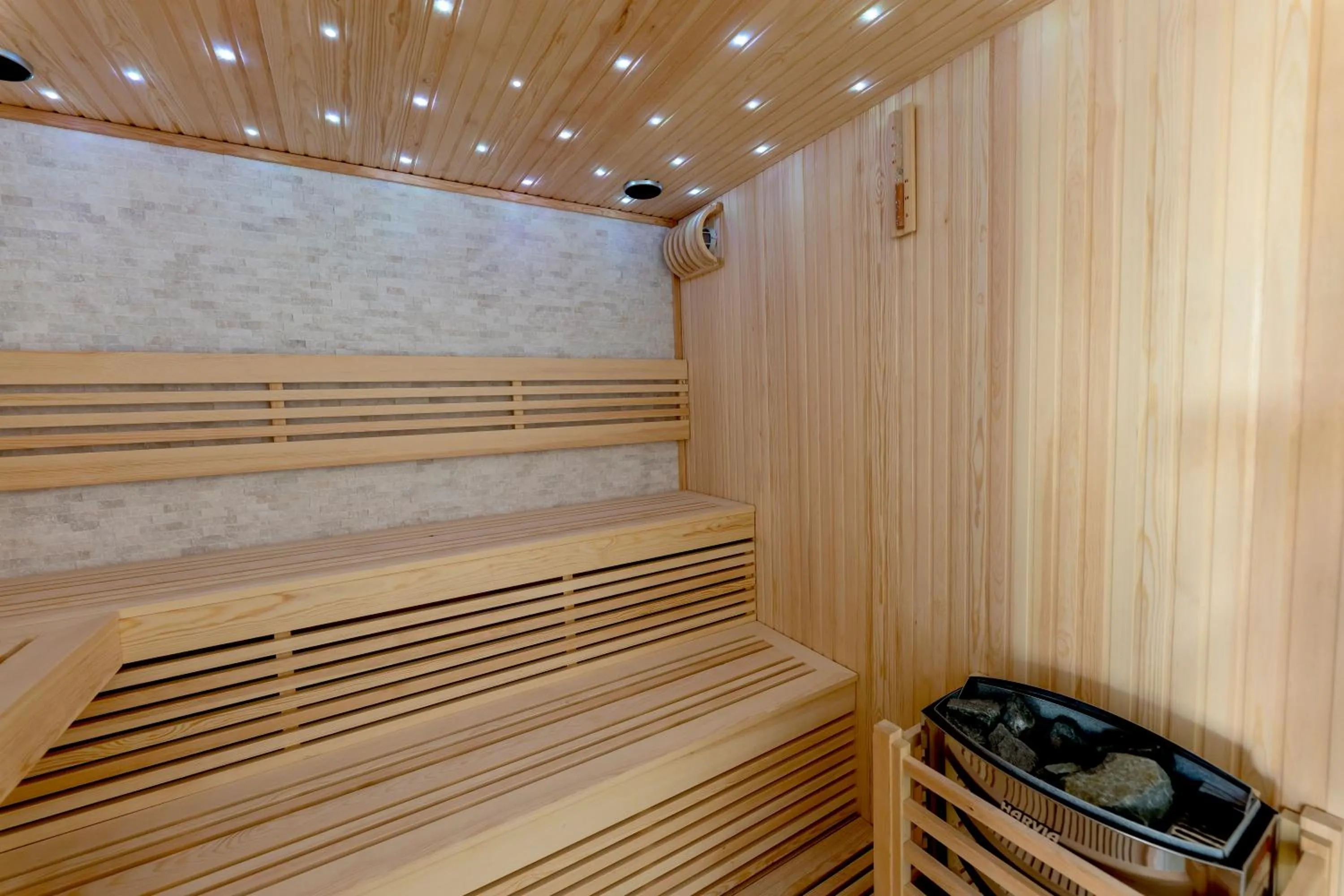 Sauna in Eques Petit Resort