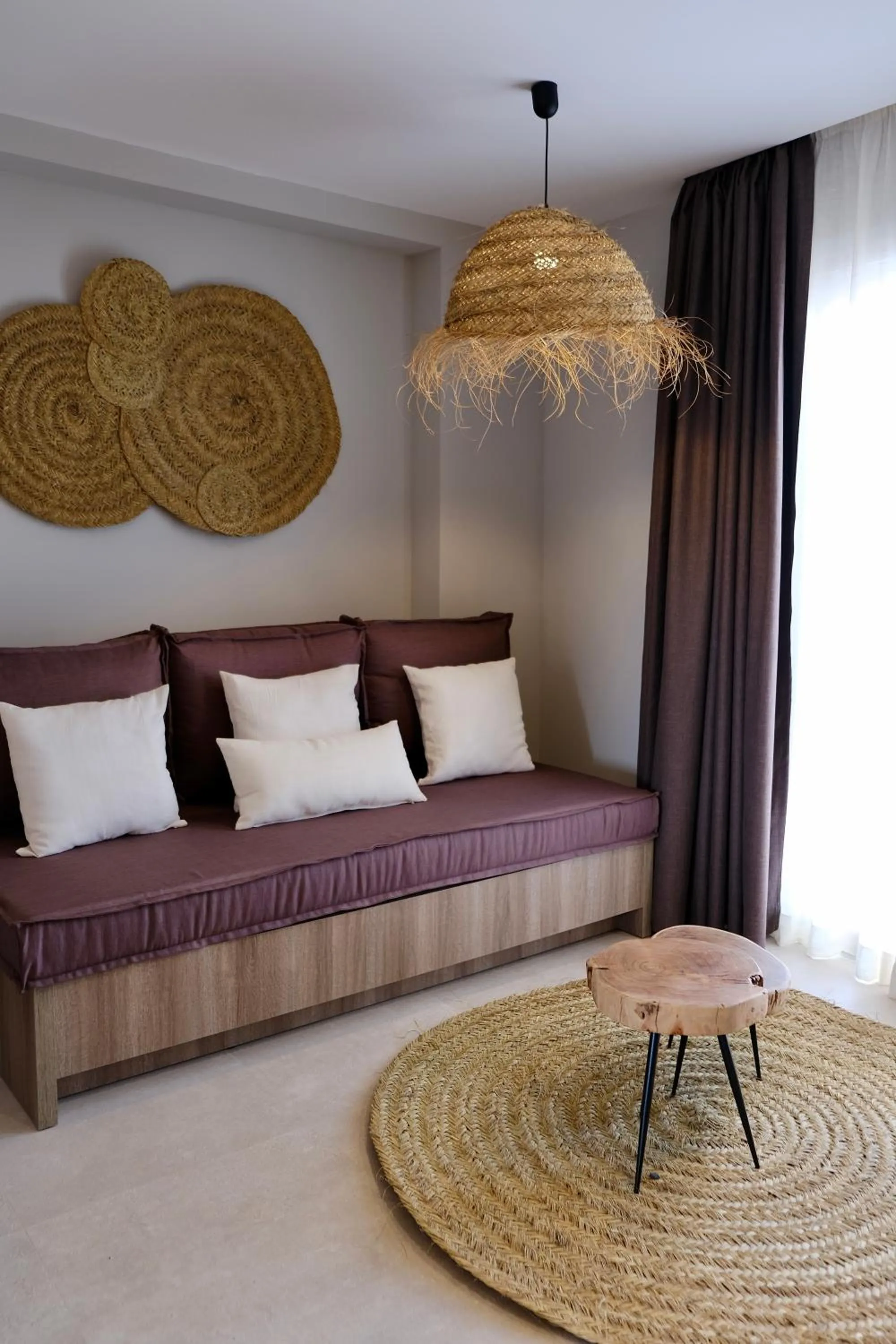 Living room, Bed in Eques Petit Resort