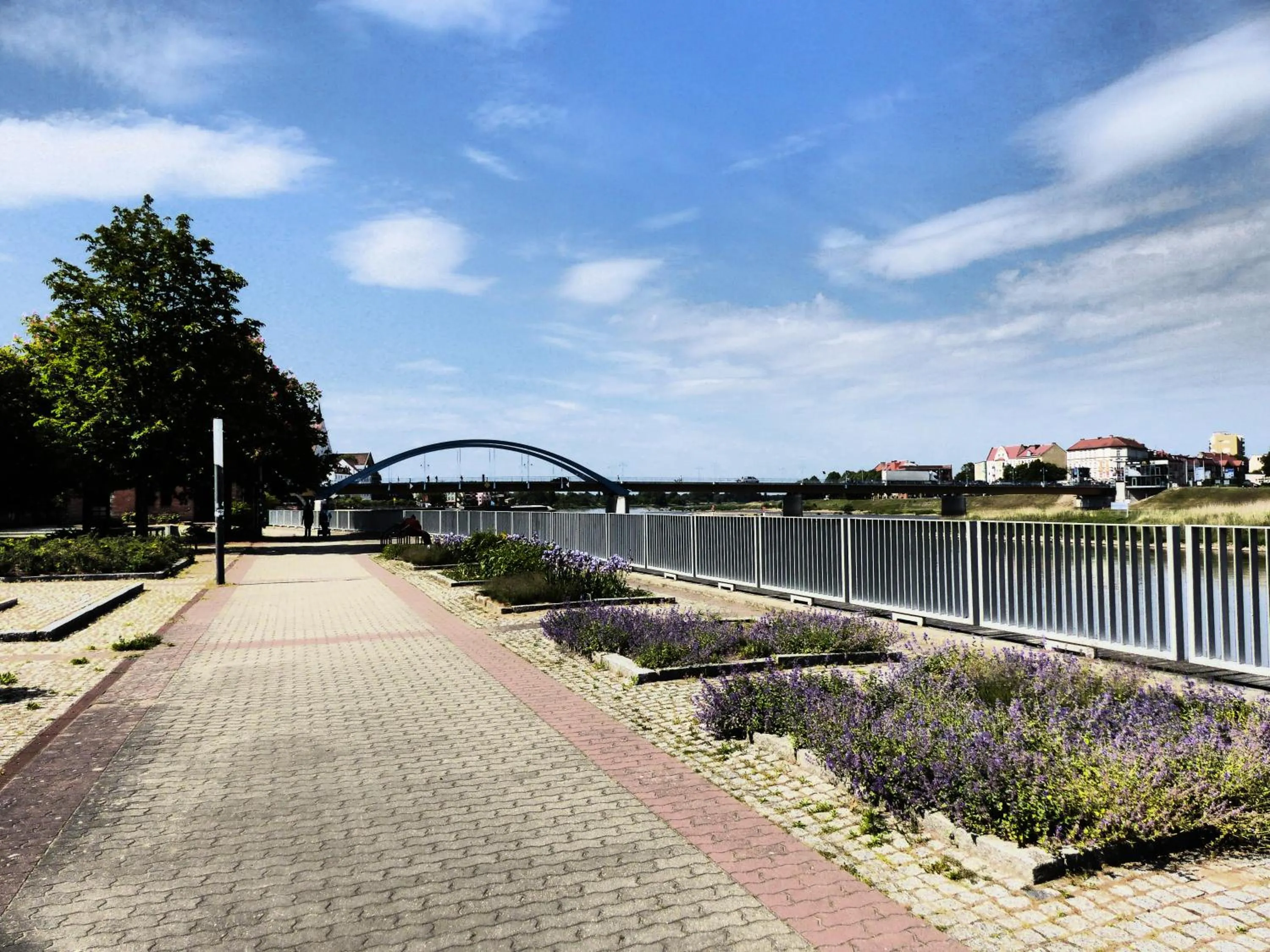 Viadrina Rooms & Apartments Frankfurt-Oder am Park im Zentrum