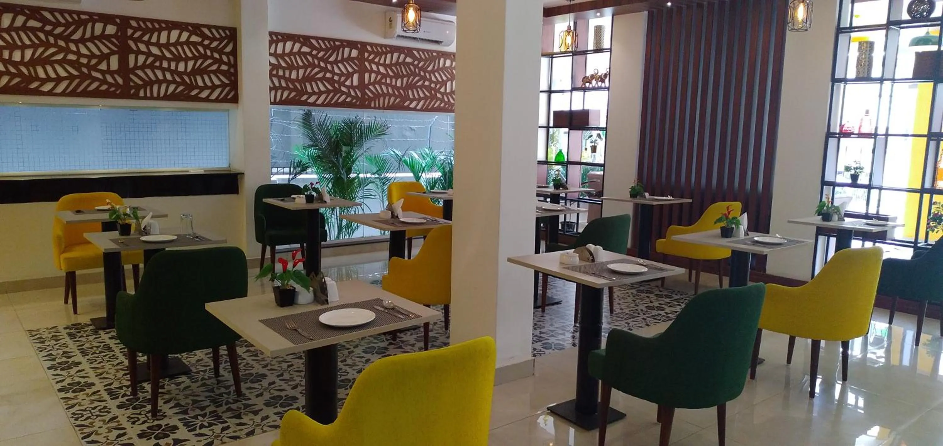 Restaurant/places to eat in Regenta Inn Indiranagar by Royal Orchid Hotels