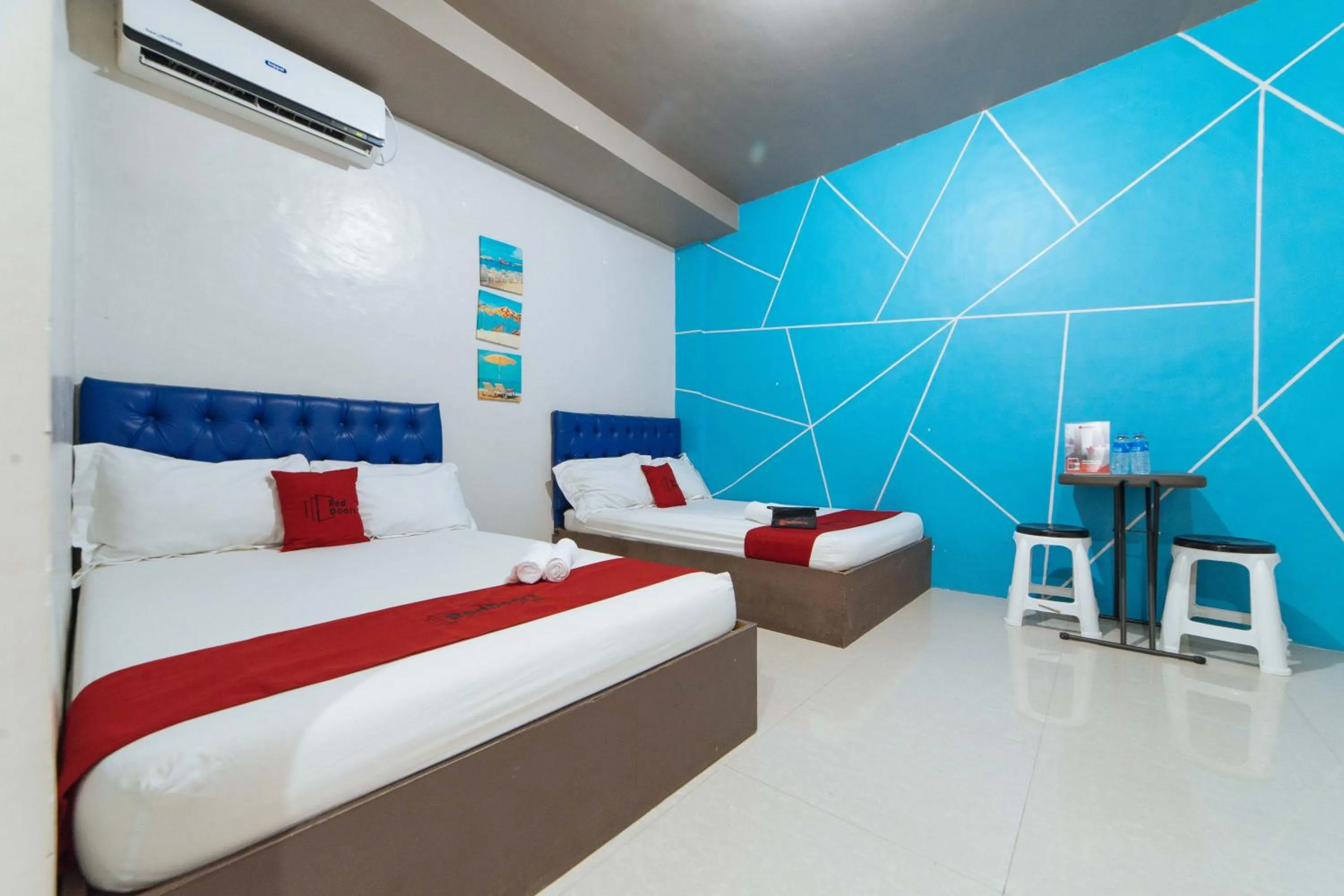 Bed in RedDoorz @ Aparente Gensan