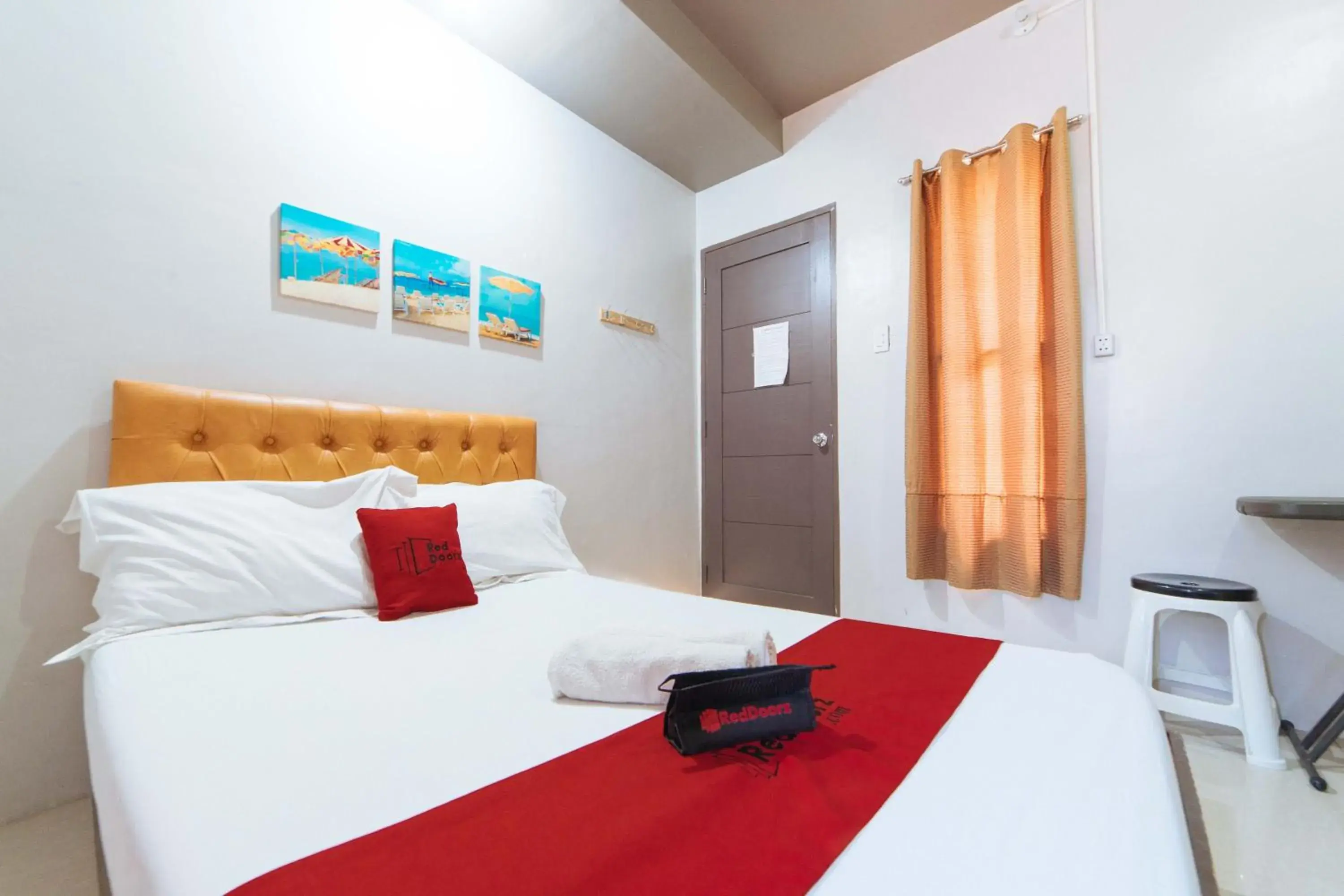Bed in RedDoorz @ Aparente Gensan Bed in RedDoorz @ Aparente Gensan