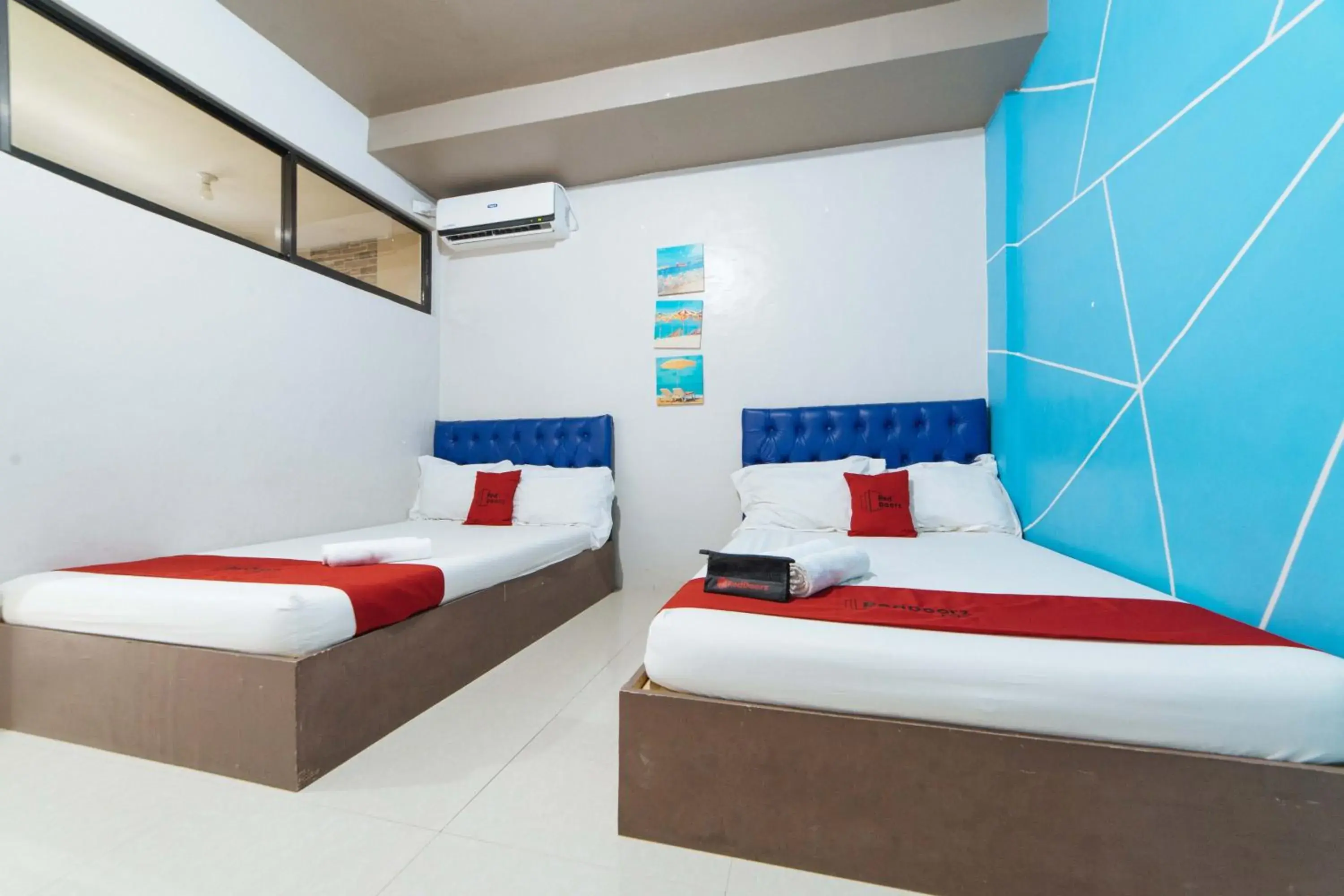 Bed in RedDoorz @ Aparente Gensan Bed in RedDoorz @ Aparente Gensan