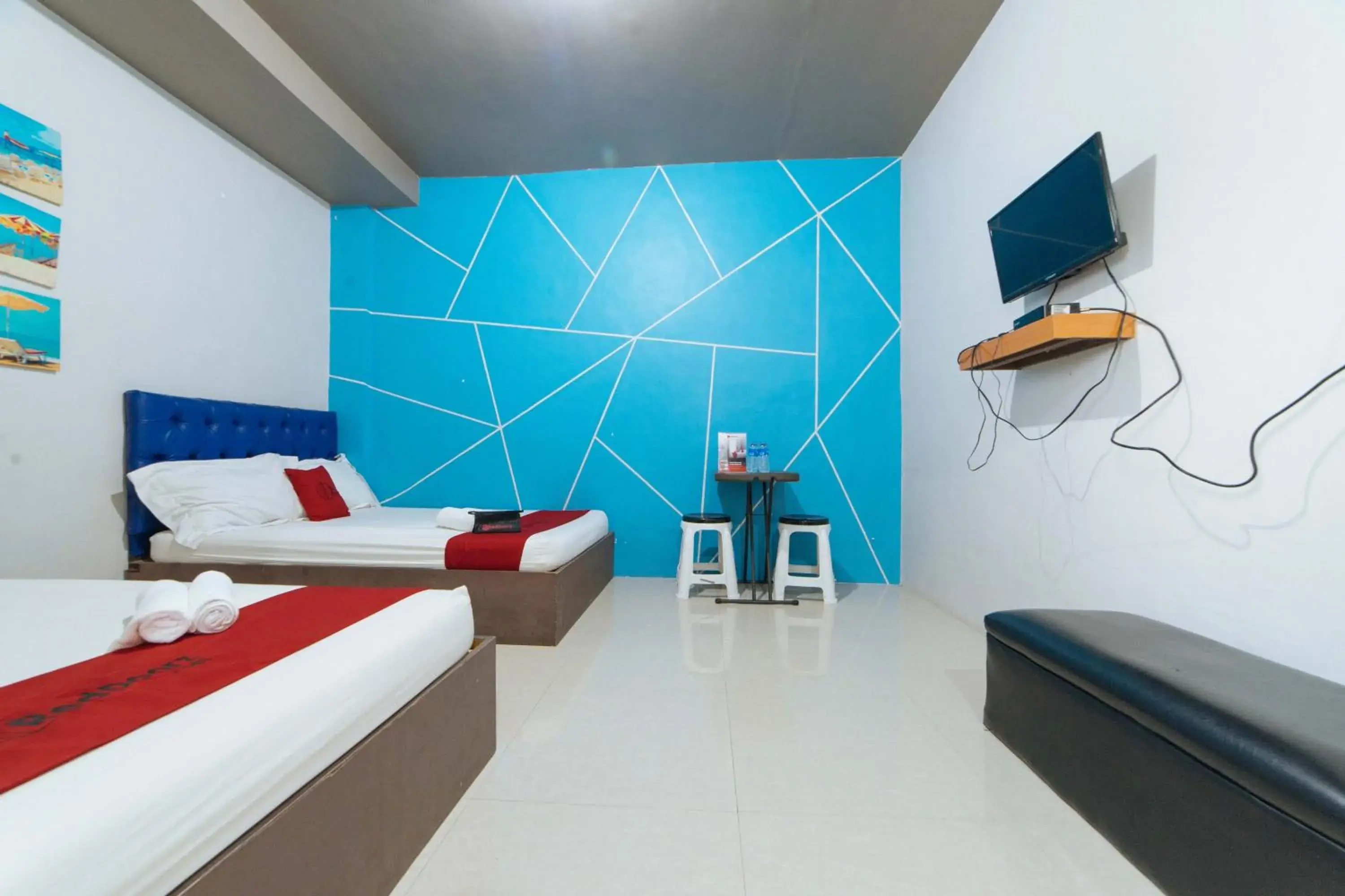 Bed in RedDoorz @ Aparente Gensan Bed in RedDoorz @ Aparente Gensan