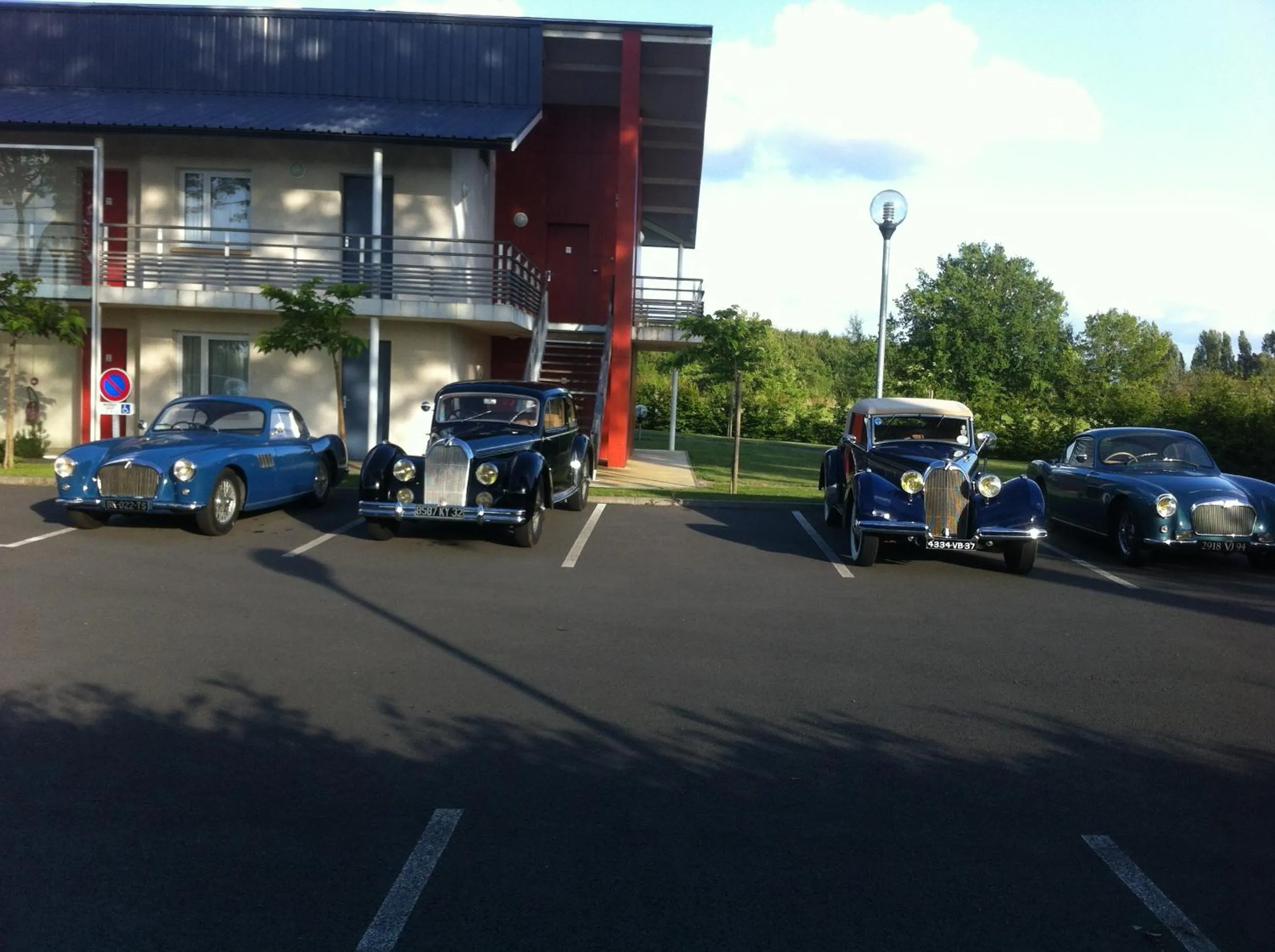 Facade/entrance in Hotel Anjou à L'Océane Angers-Le Mans