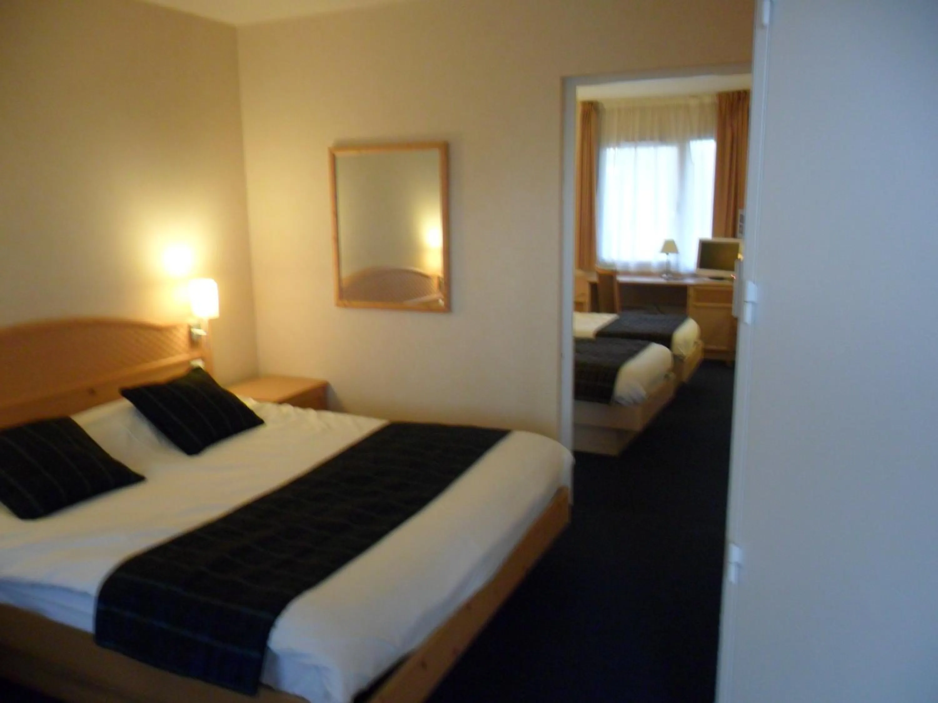 Bed in Hotel Anjou à L'Océane Angers-Le Mans