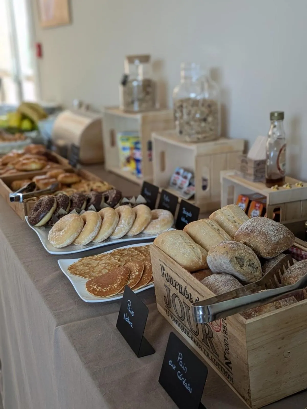Breakfast in Hotel Anjou à L'Océane Angers-Le Mans