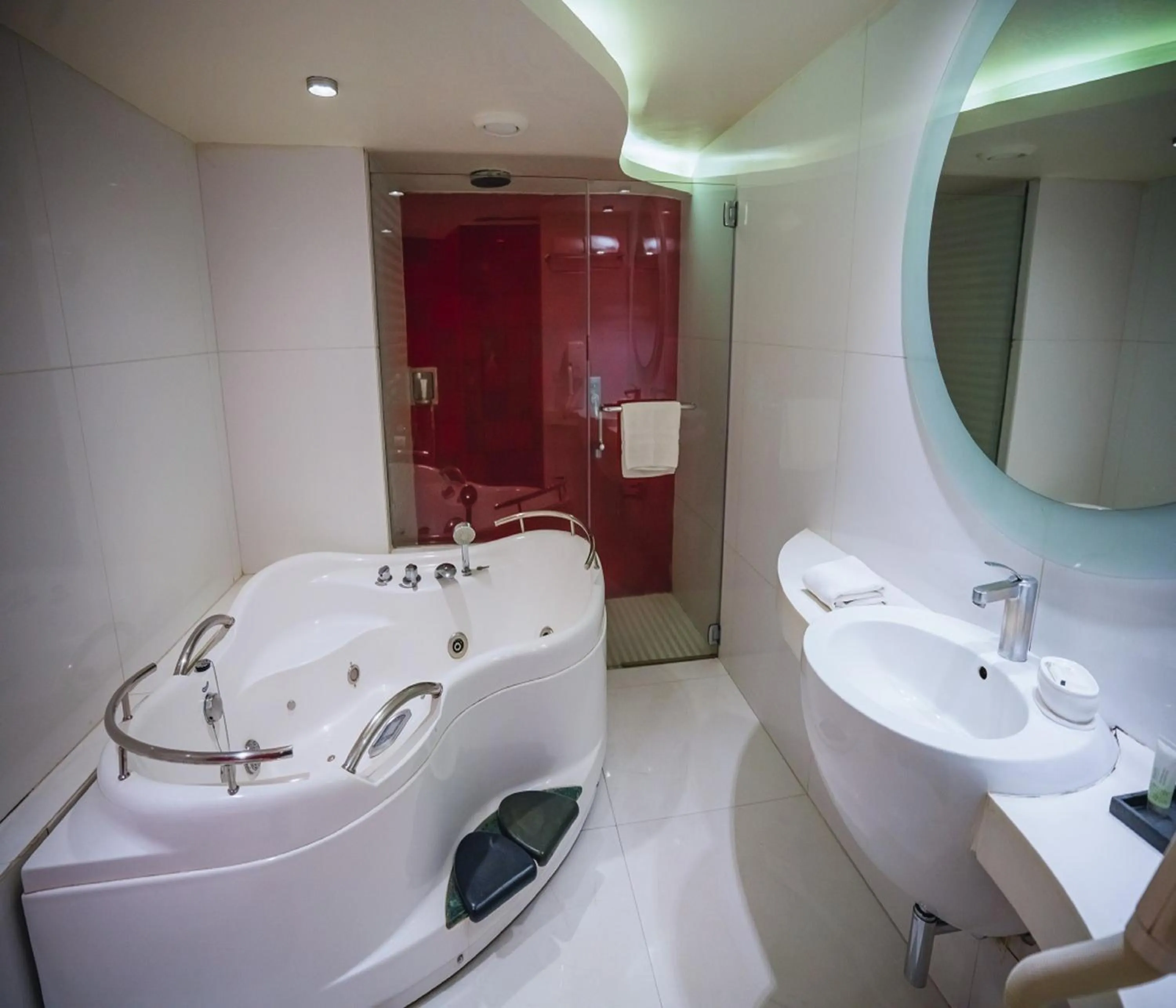 Bathroom in Barsana Hotel & Resort Siliguri
