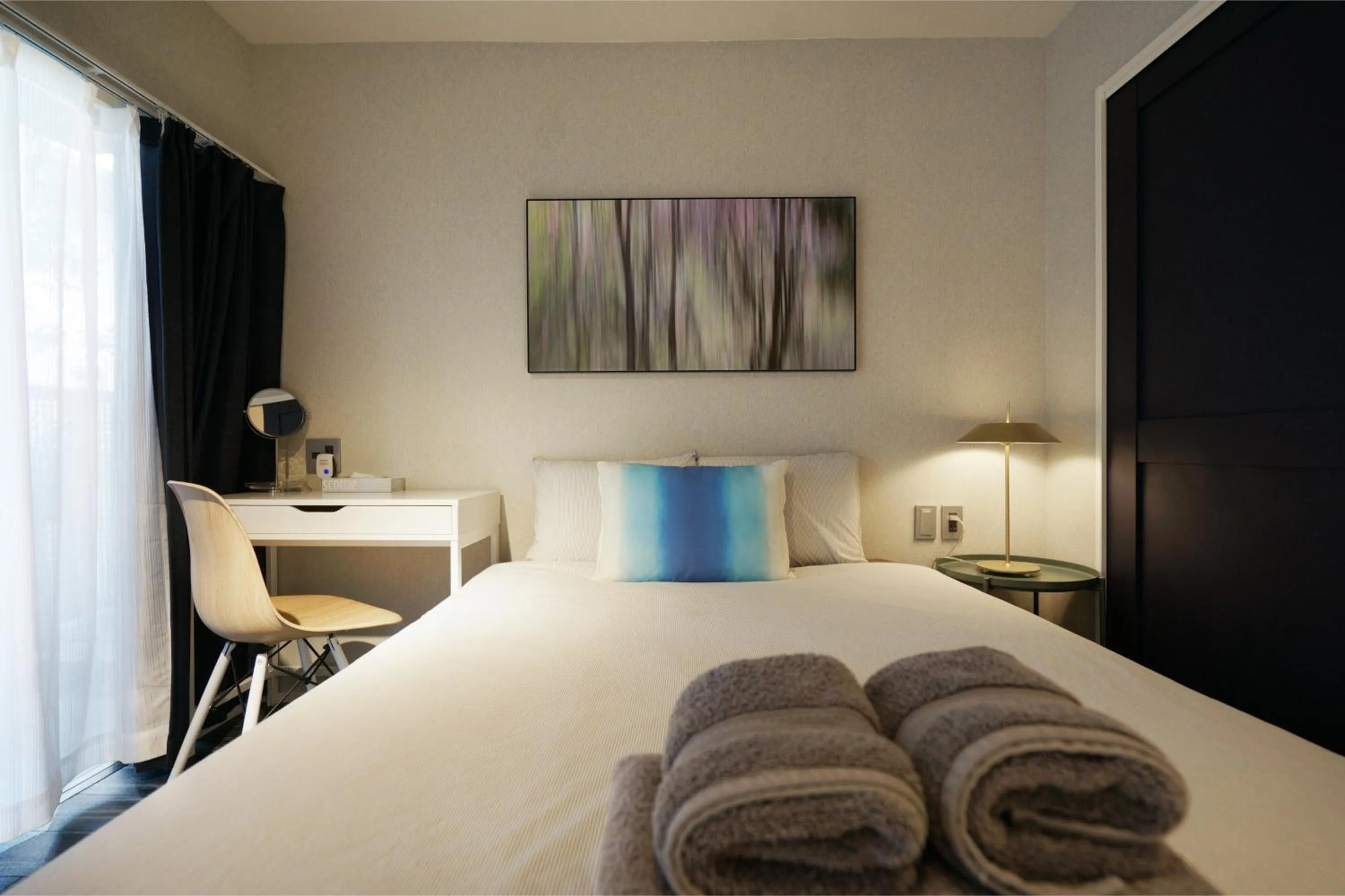 Bed in Real Life Meguro River