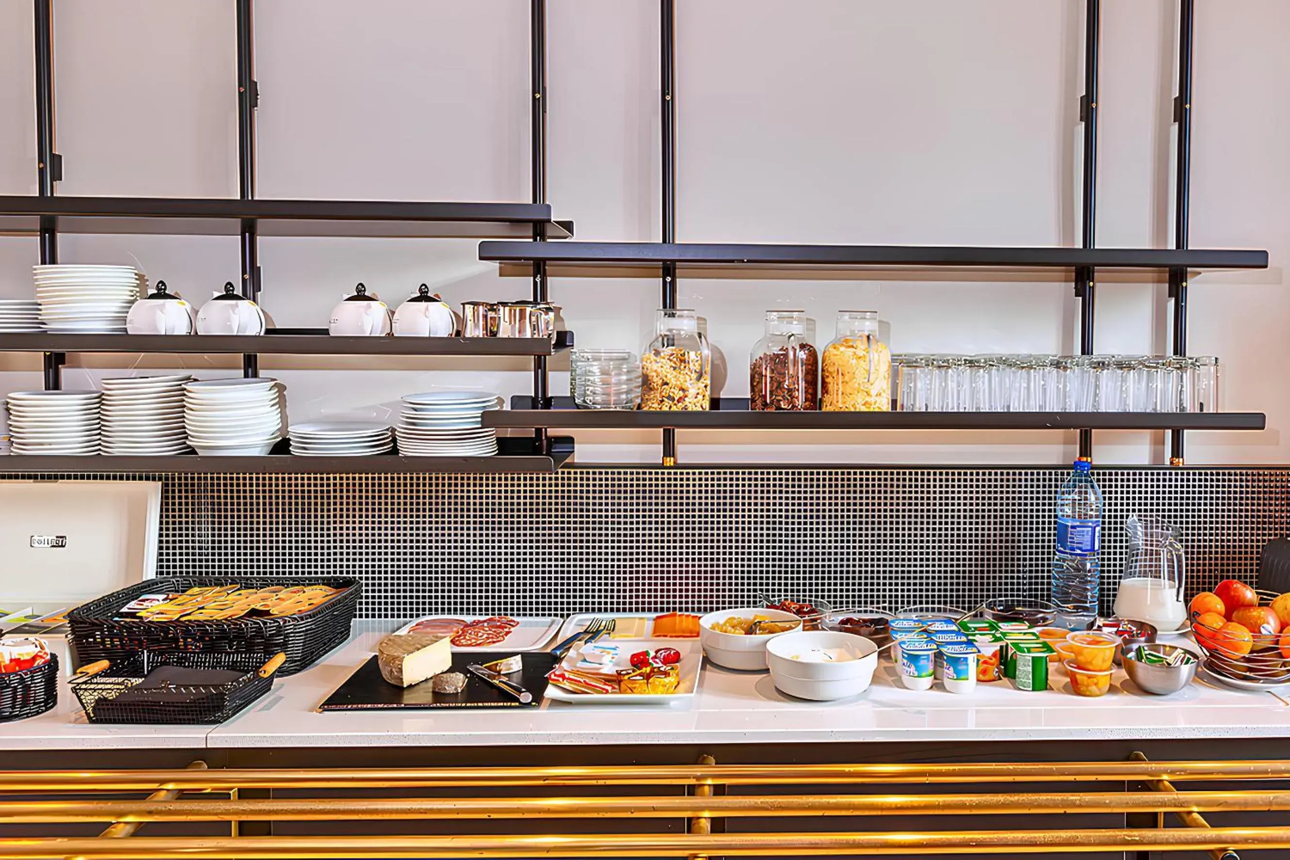 Breakfast in Grand Hotel de la Gare, Angers Breakfast in Grand Hotel de la Gare, Angers