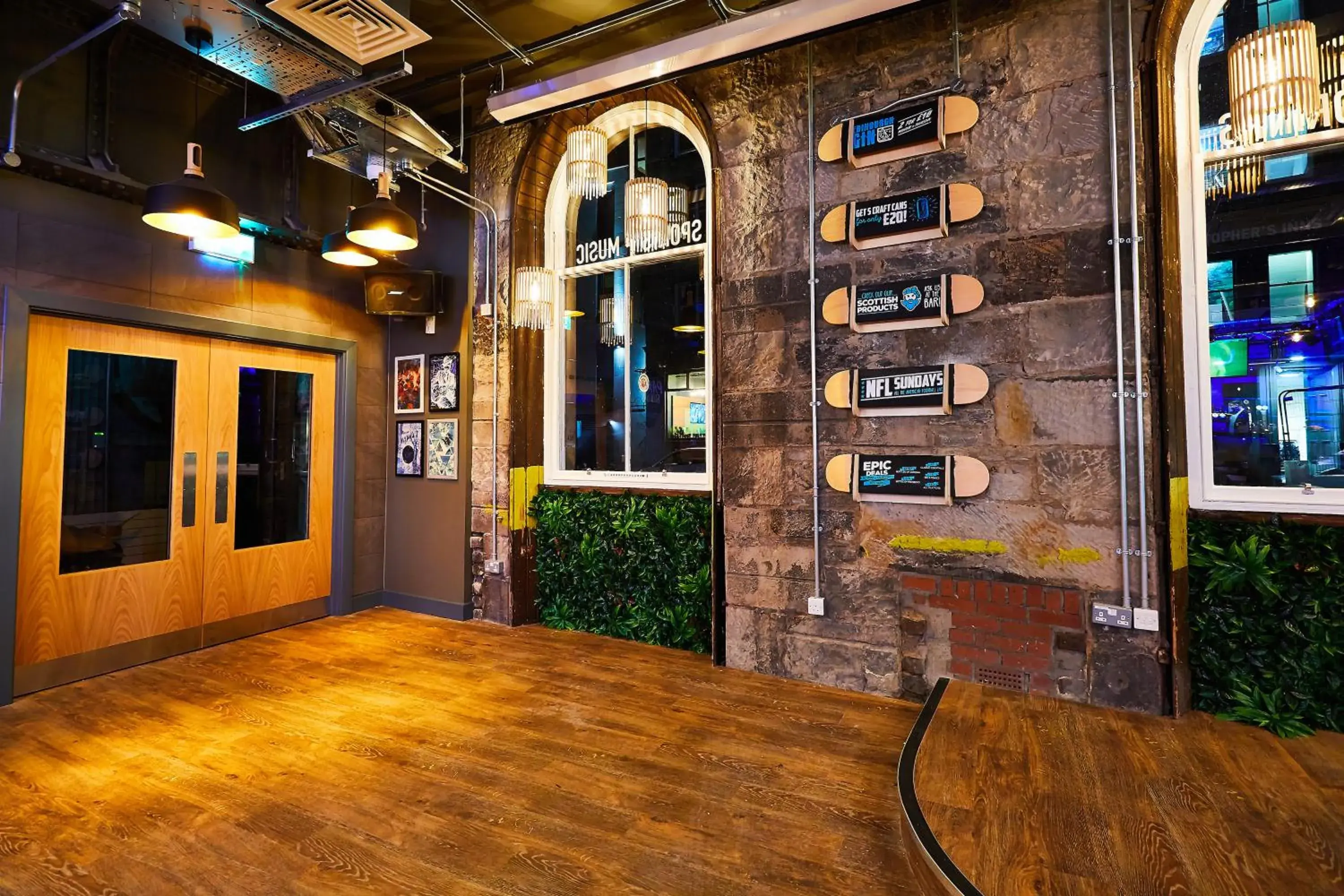 Facade/entrance in St Christopher's Inn Edinburgh - Old Town Facade/entrance in St Christopher's Inn Edinburgh - Old Town