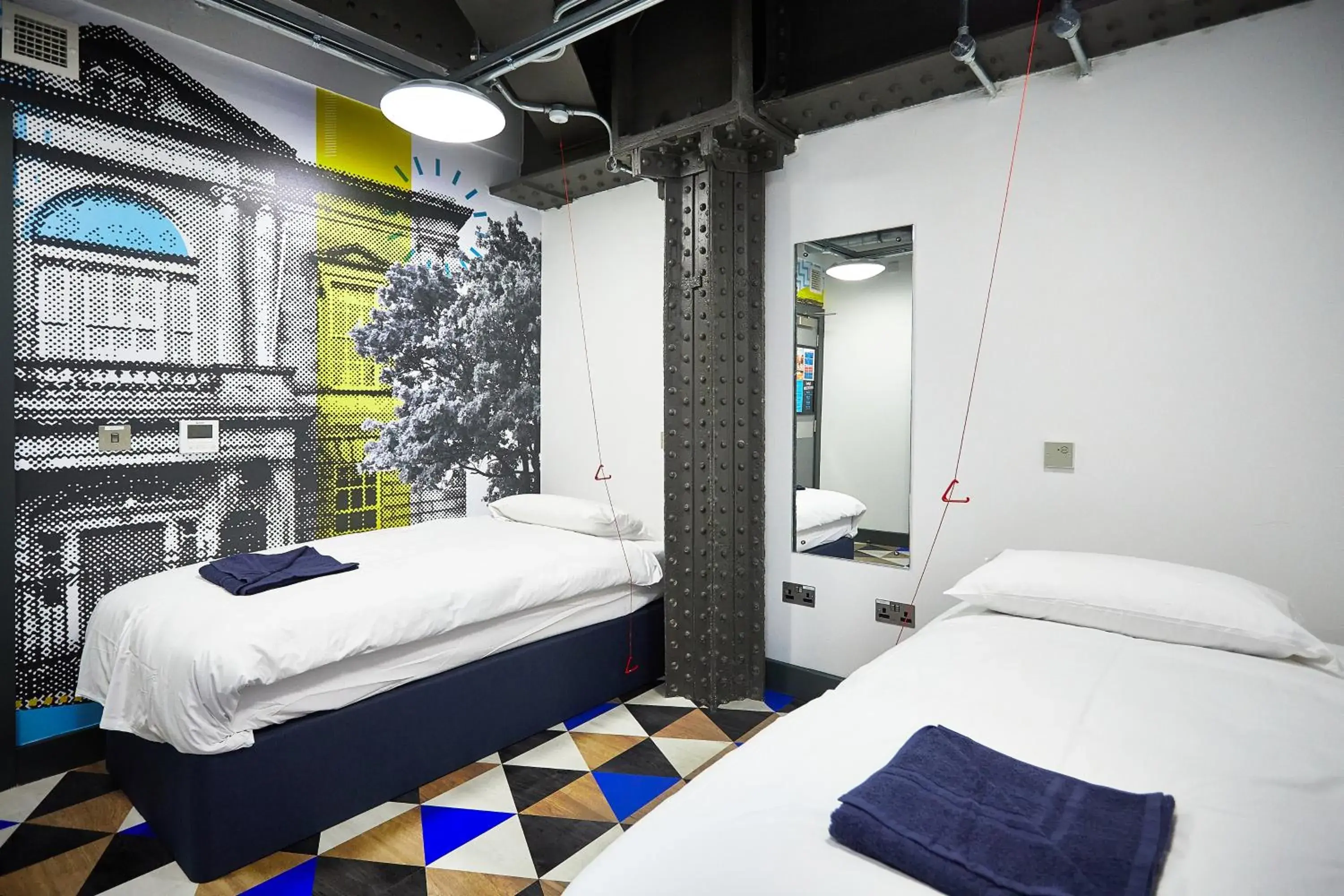 Bed in St Christopher's Inn Edinburgh - Old Town Bed in St Christopher's Inn Edinburgh - Old Town