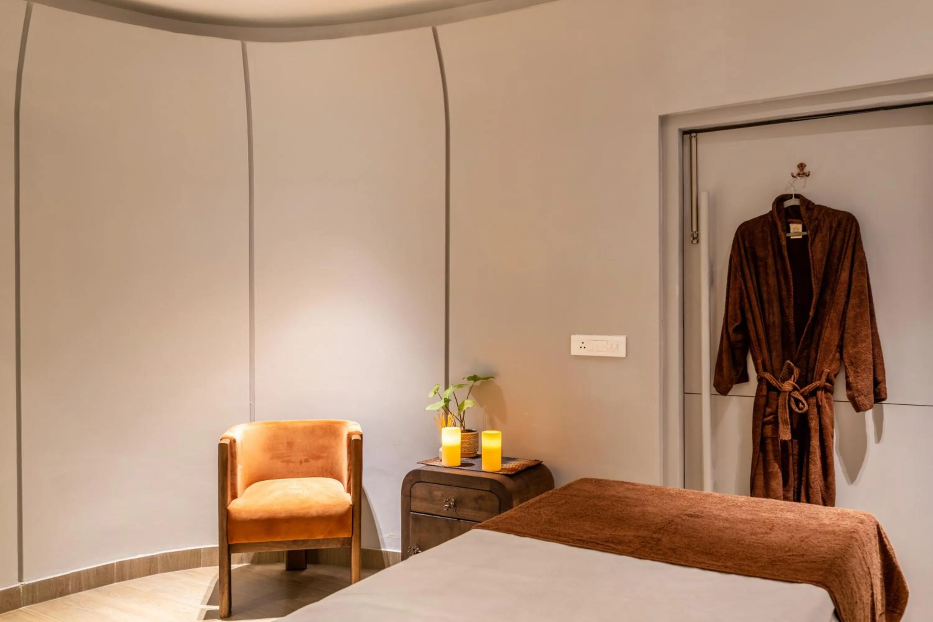 Spa and wellness centre/facilities, Bed in Antalya By Divine Ganga Cottage