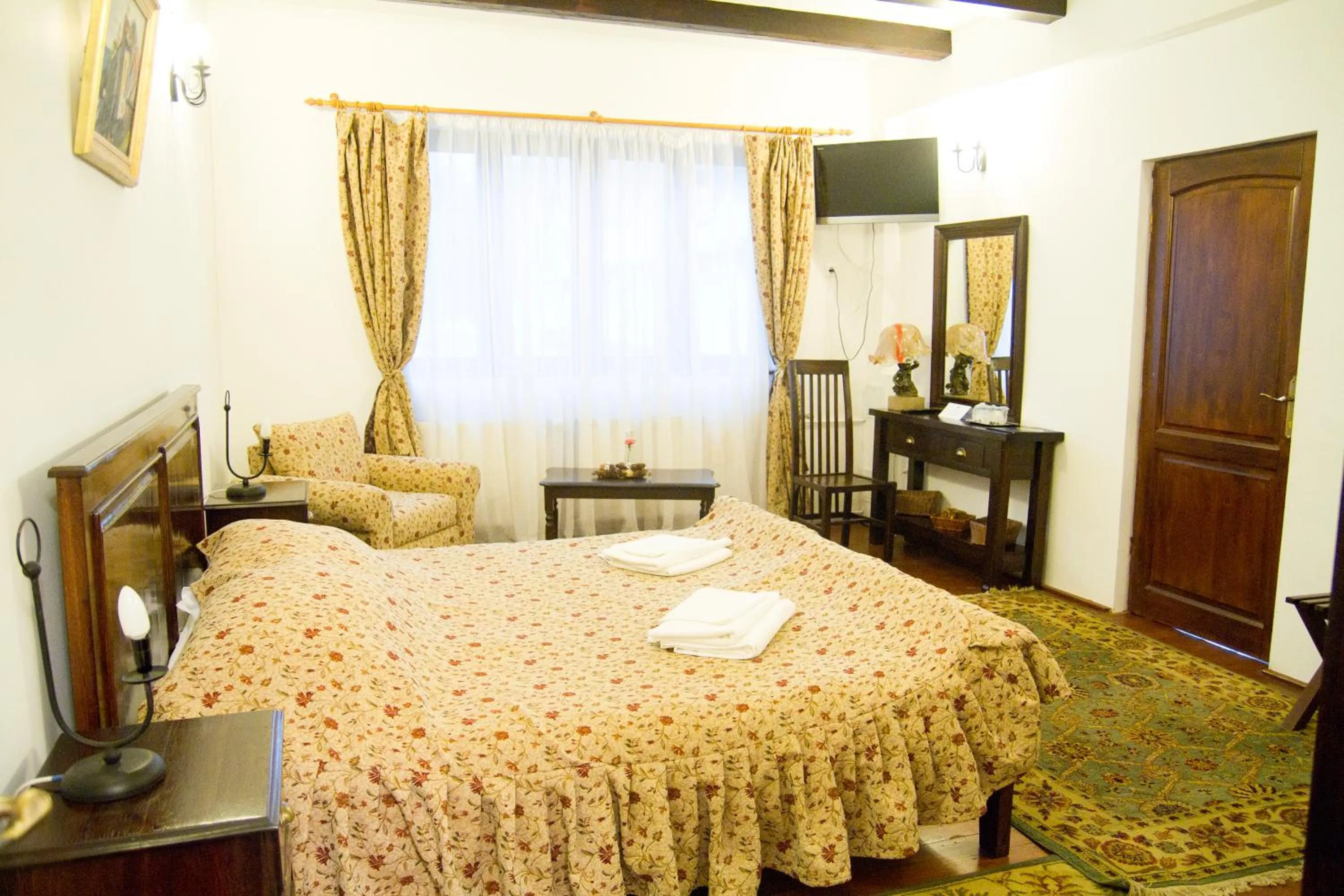 Photo of the whole room, Bed in Pensiunea Rhein