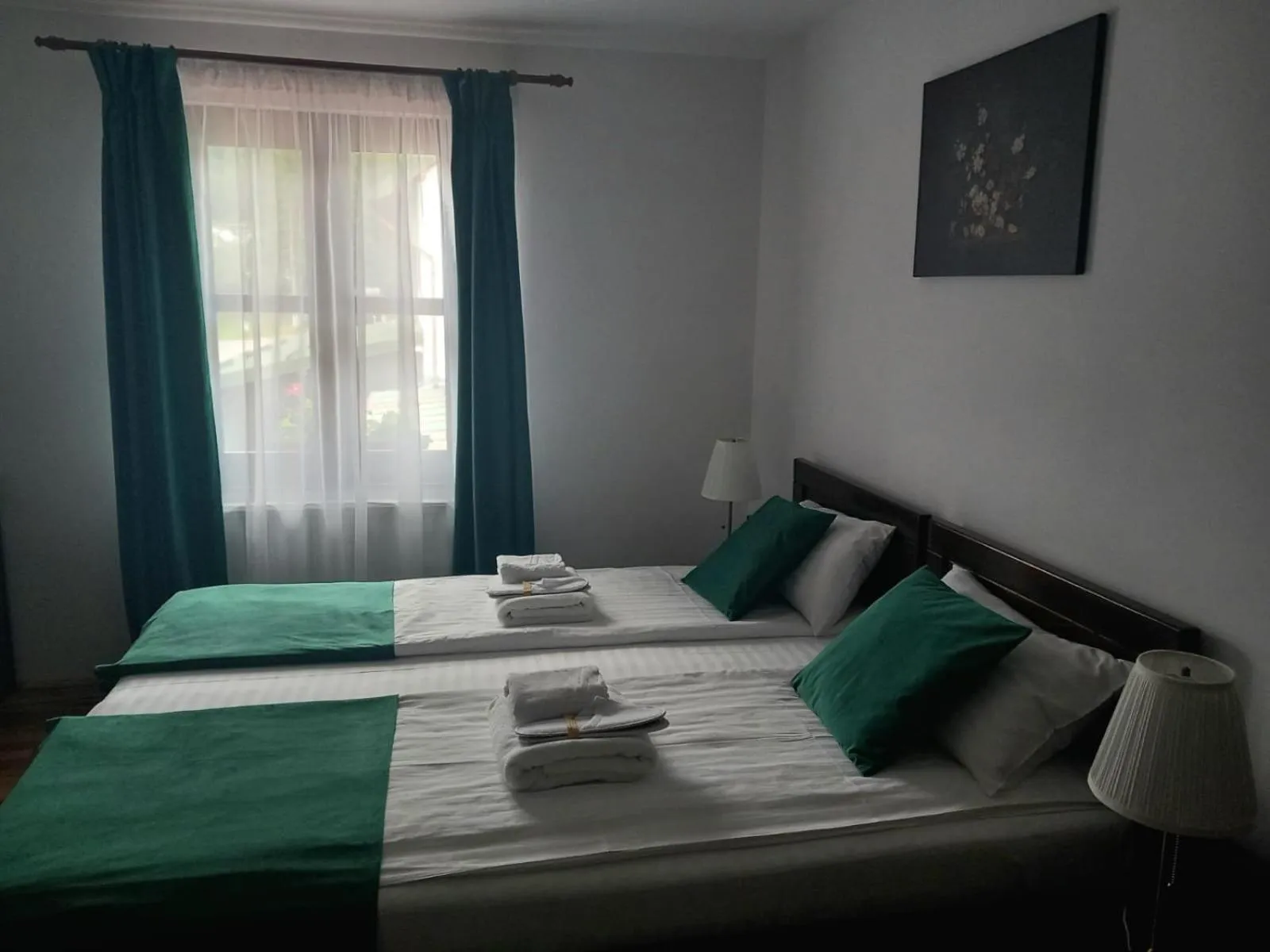 Bed in Pensiunea Rhein