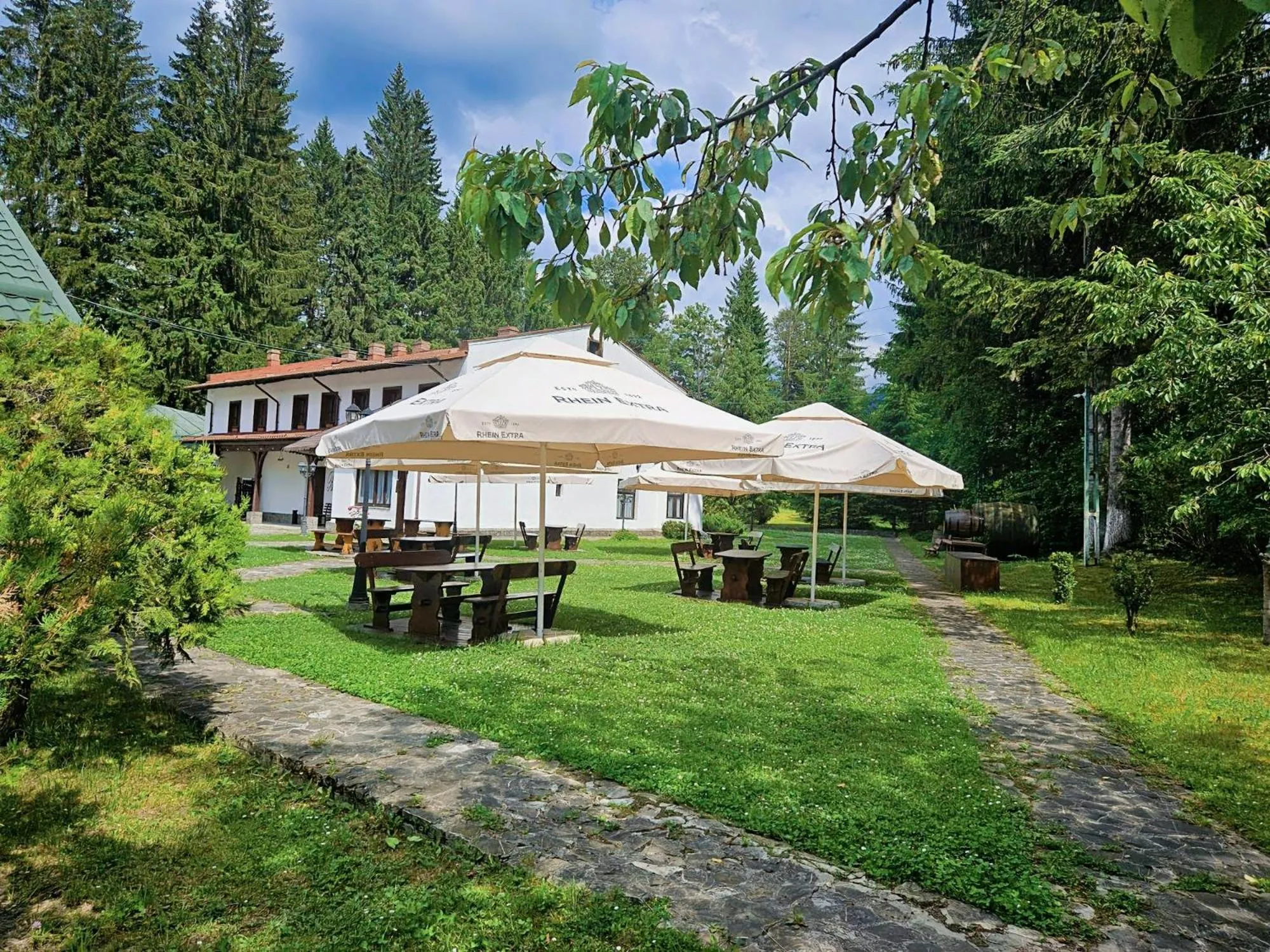 Property building in Pensiunea Rhein