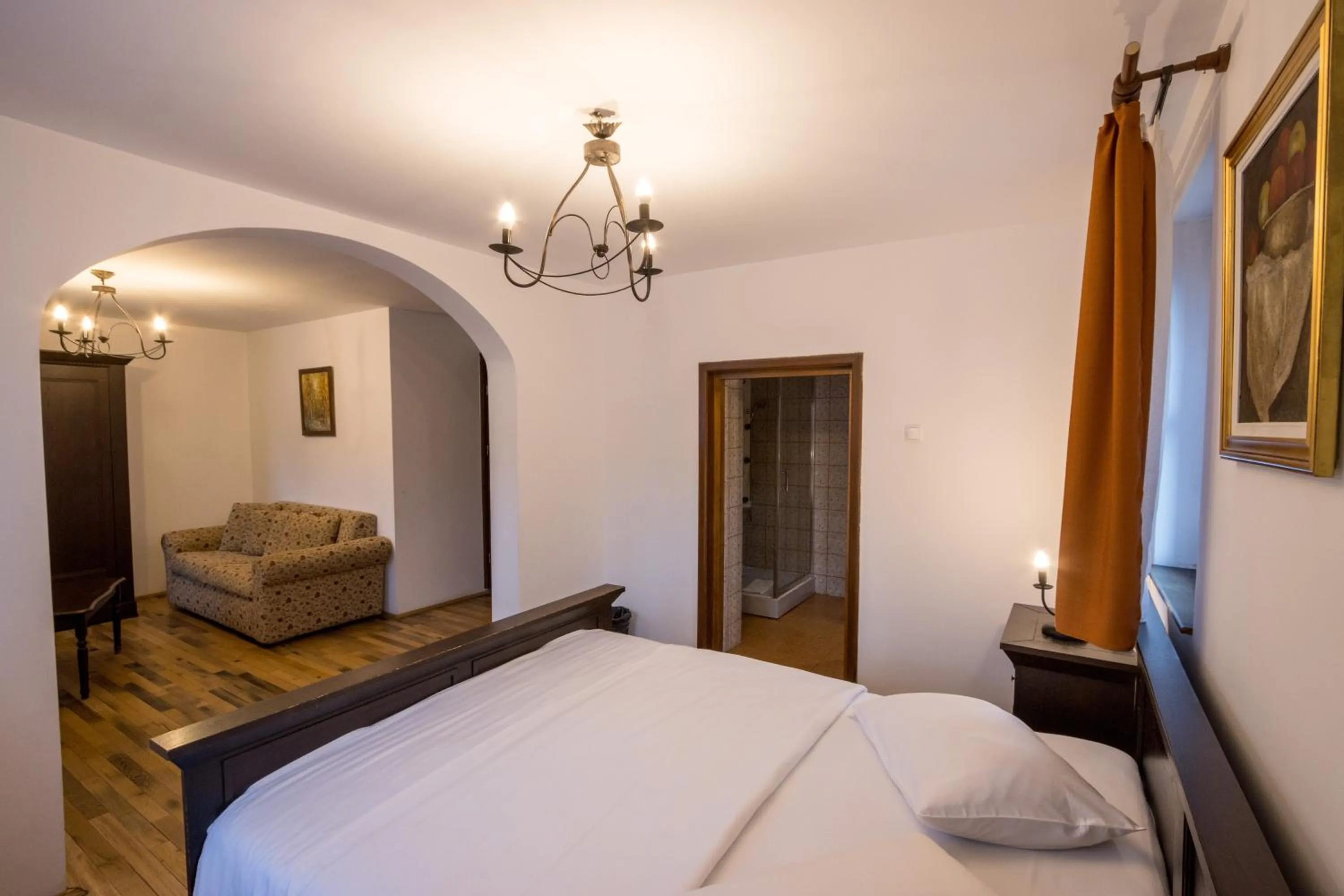 Photo of the whole room, Bed in Pensiunea Rhein