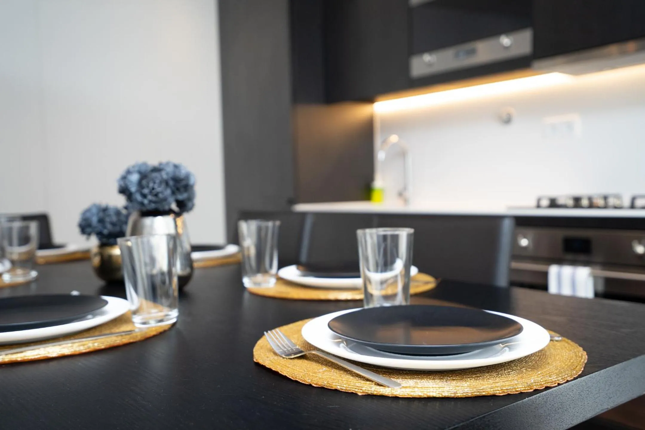Dining area in WHome | Graça Family Apartment