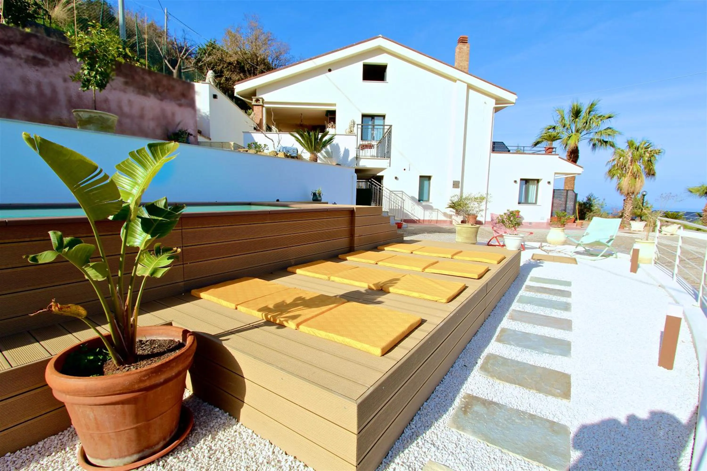 Swimming pool in Al 33 Giri