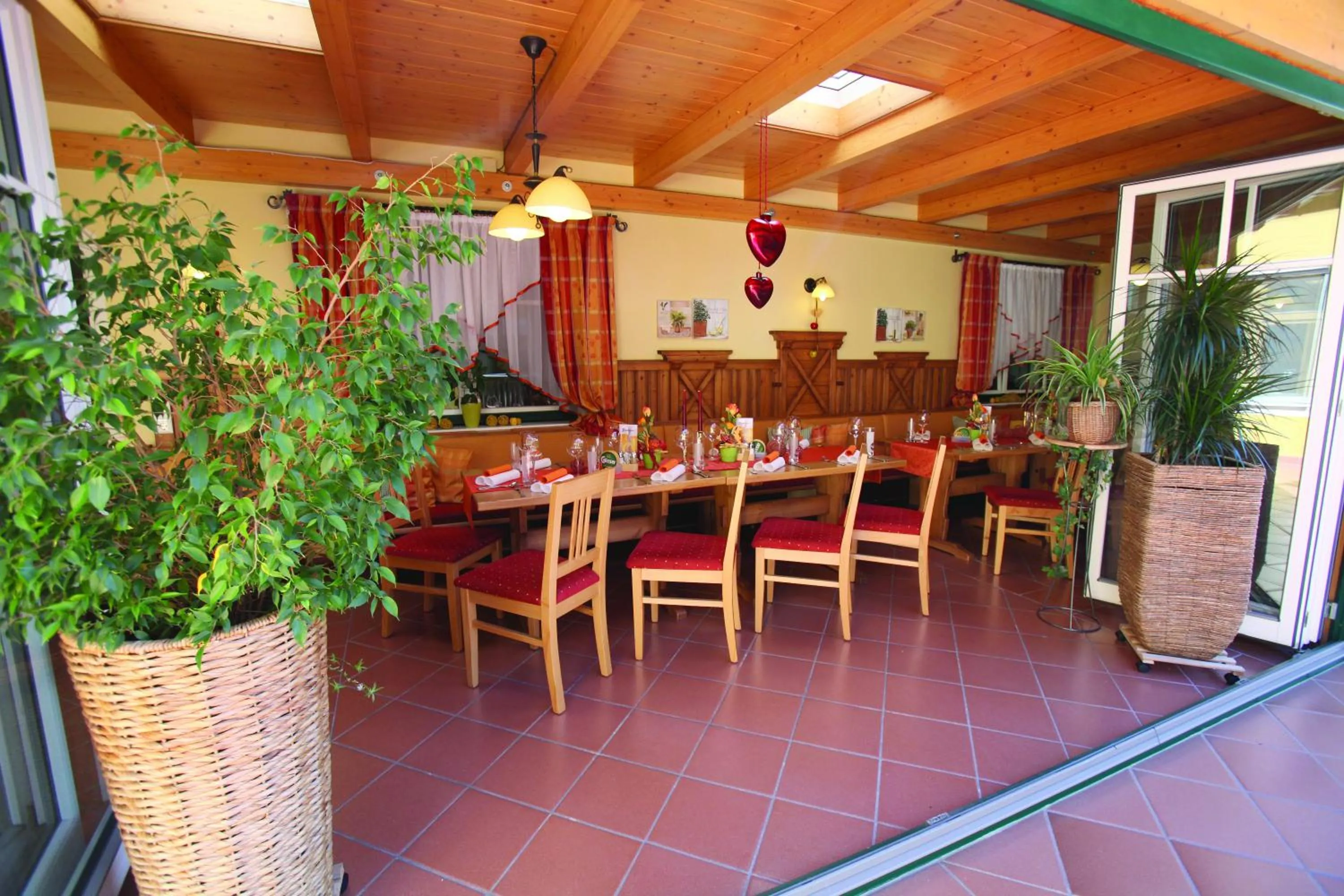 Restaurant/places to eat in Gasthof Großschedl zum Kramerwirt