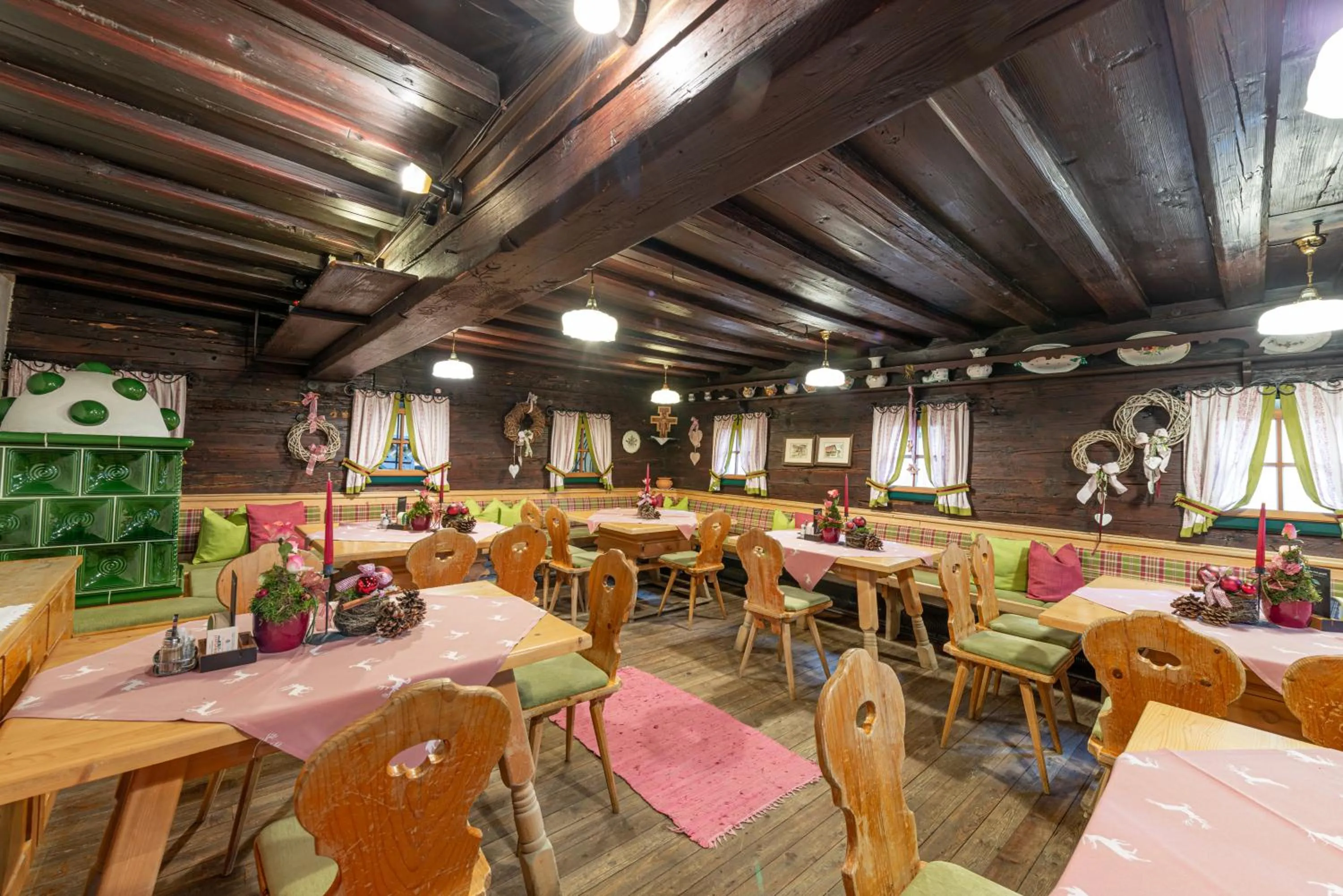 Restaurant/places to eat in Gasthof Großschedl zum Kramerwirt