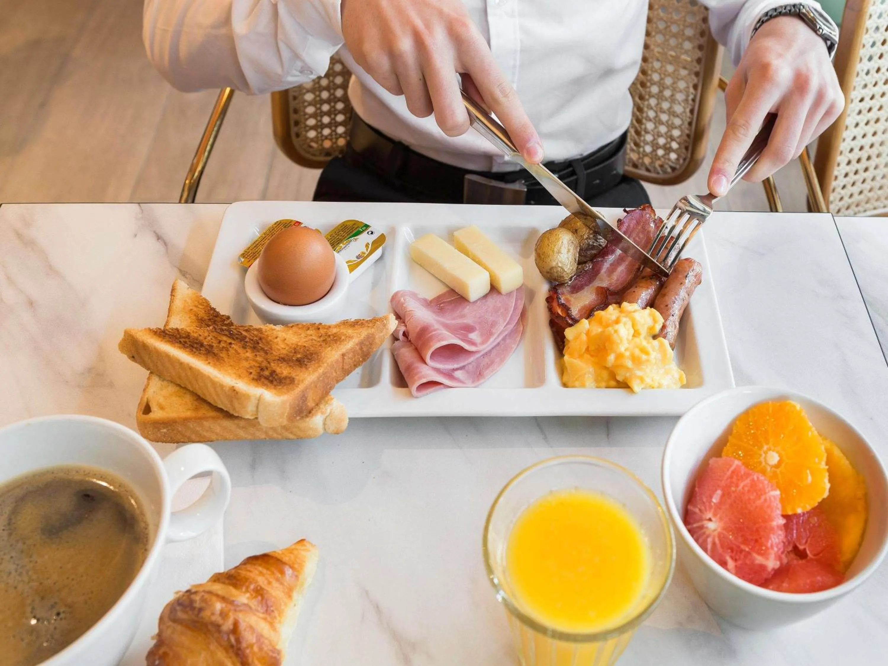 Property building in Novotel Paris Charles de Gaulle Airport