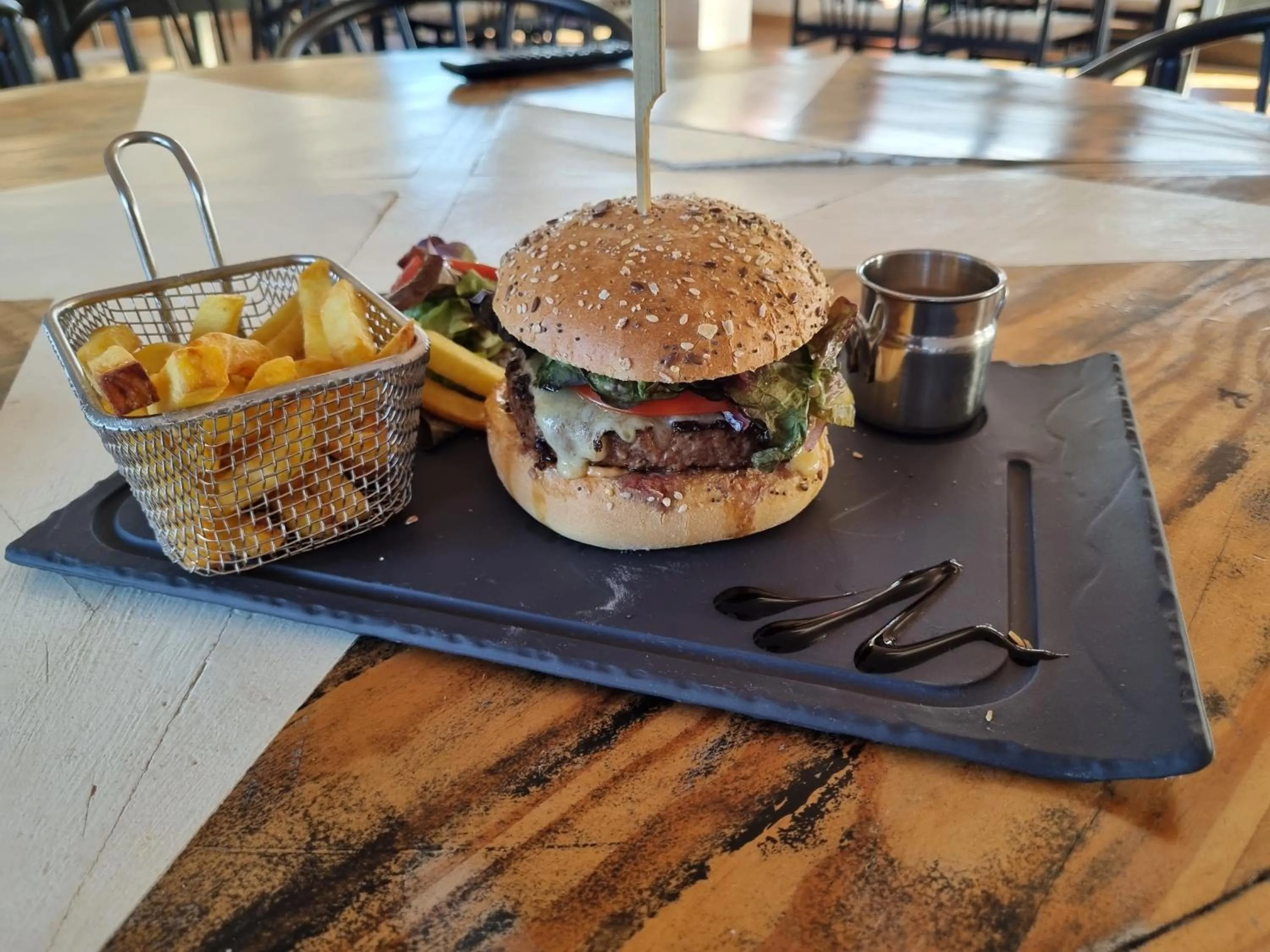 Restaurant/places to eat in Auberge des Salles