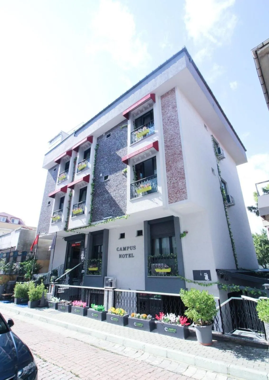 Property building in Campus Boutique Hotel