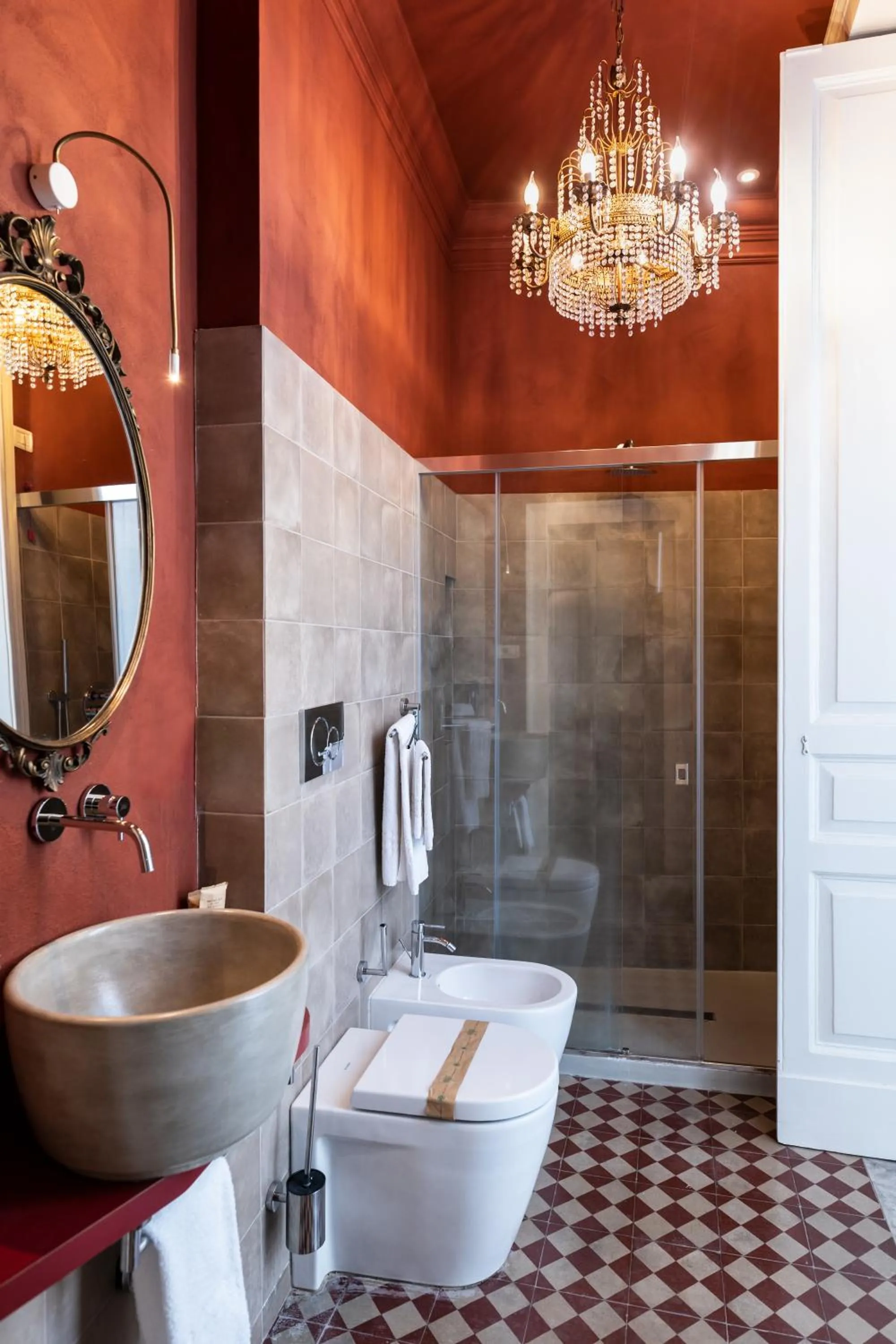 Scene Suites Apartments