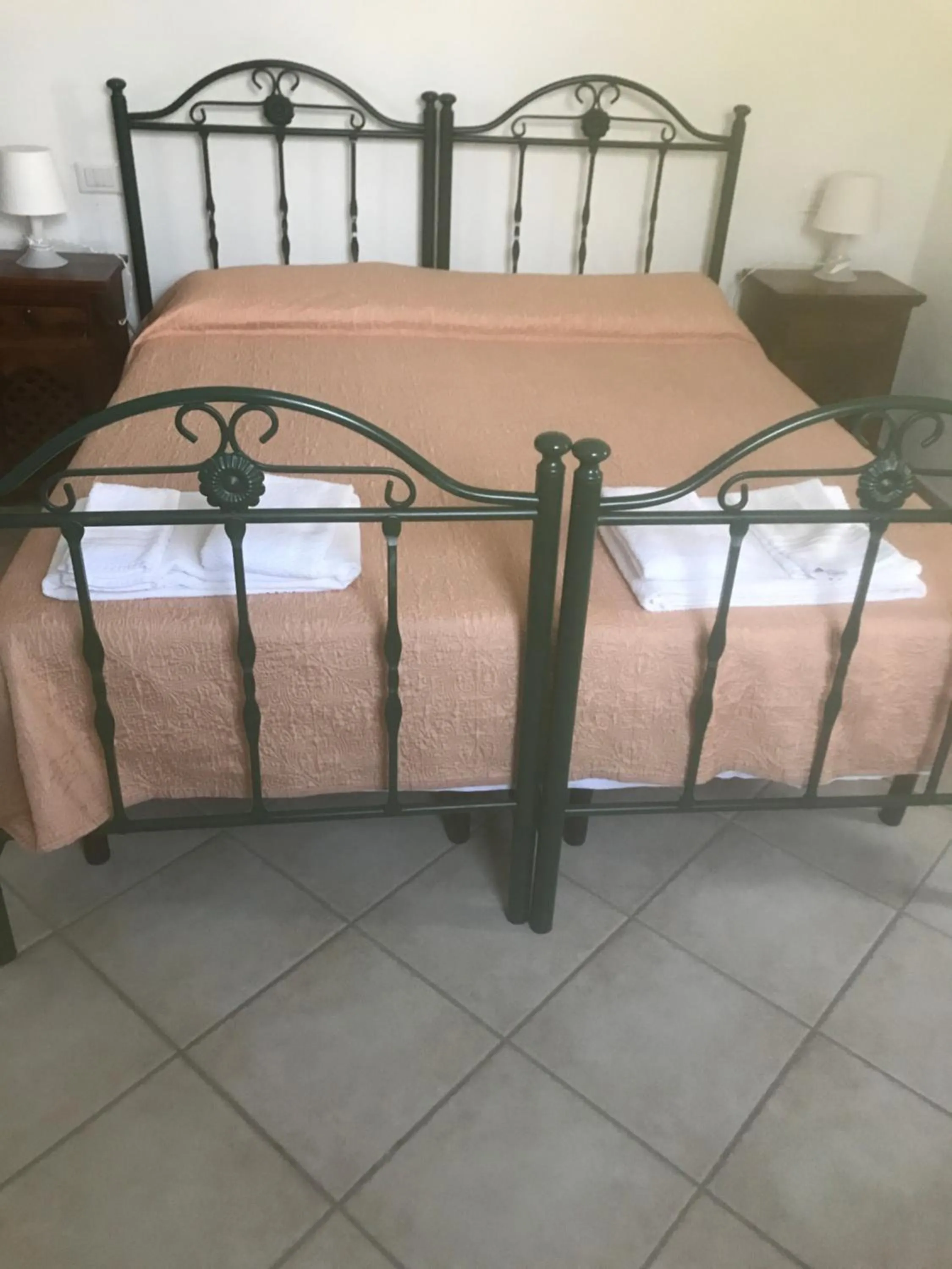 Bed in Affittacamere Peonia